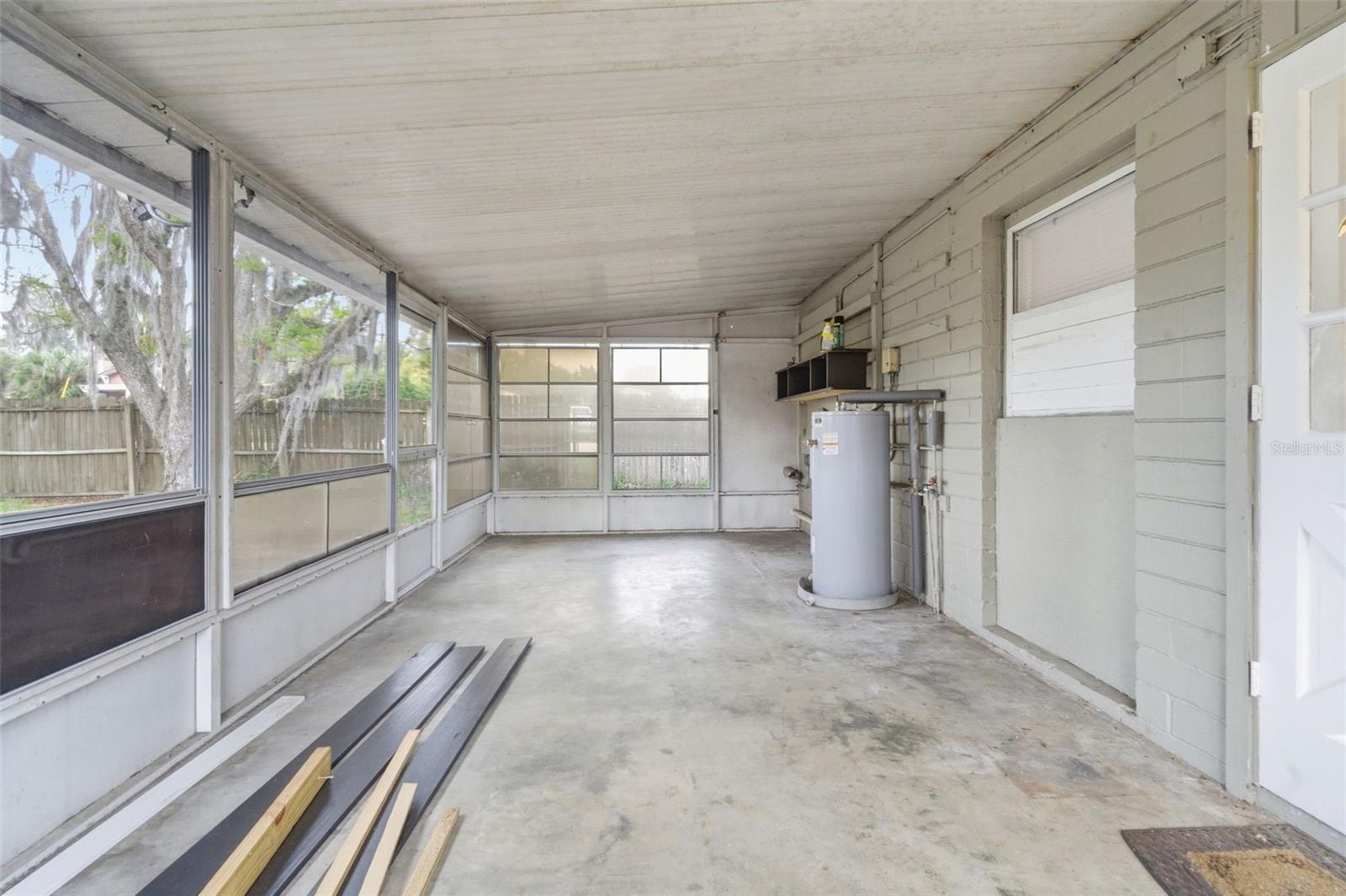 1030 CAMPHOR LN, DELAND, FL, 32720