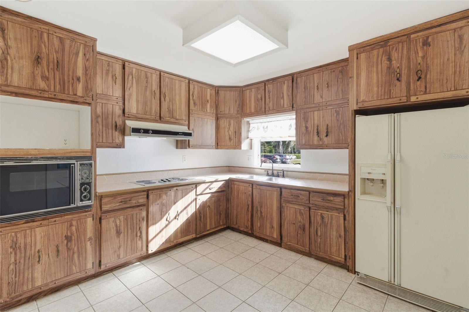 1030 CAMPHOR LN, DELAND, FL, 32720