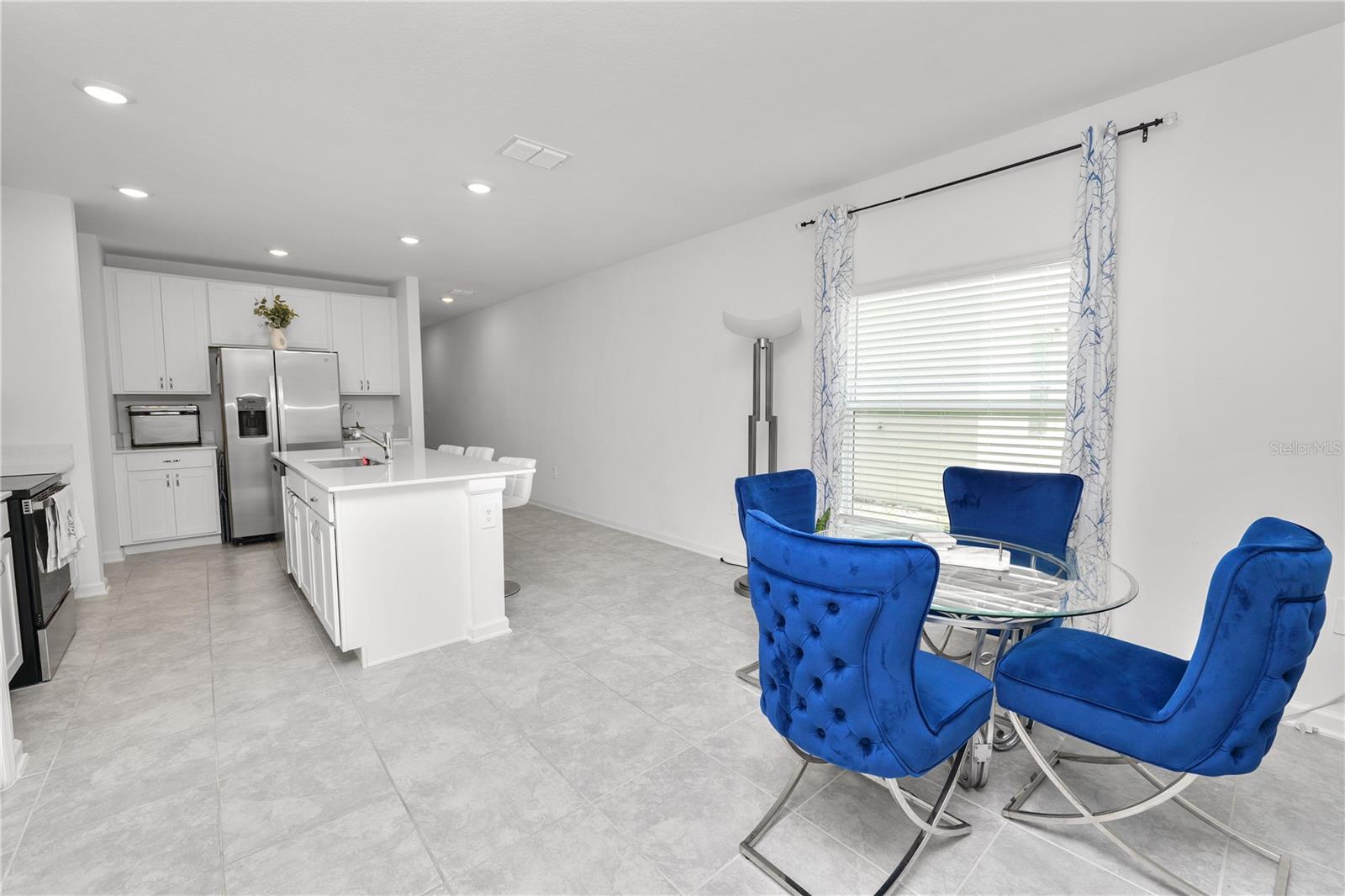 1740 WHITE WATER CT, DAVENPORT, FL, 33837