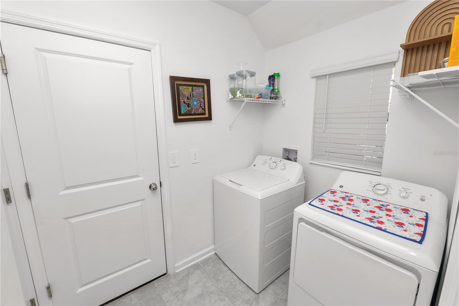1740 WHITE WATER CT, DAVENPORT, FL, 33837