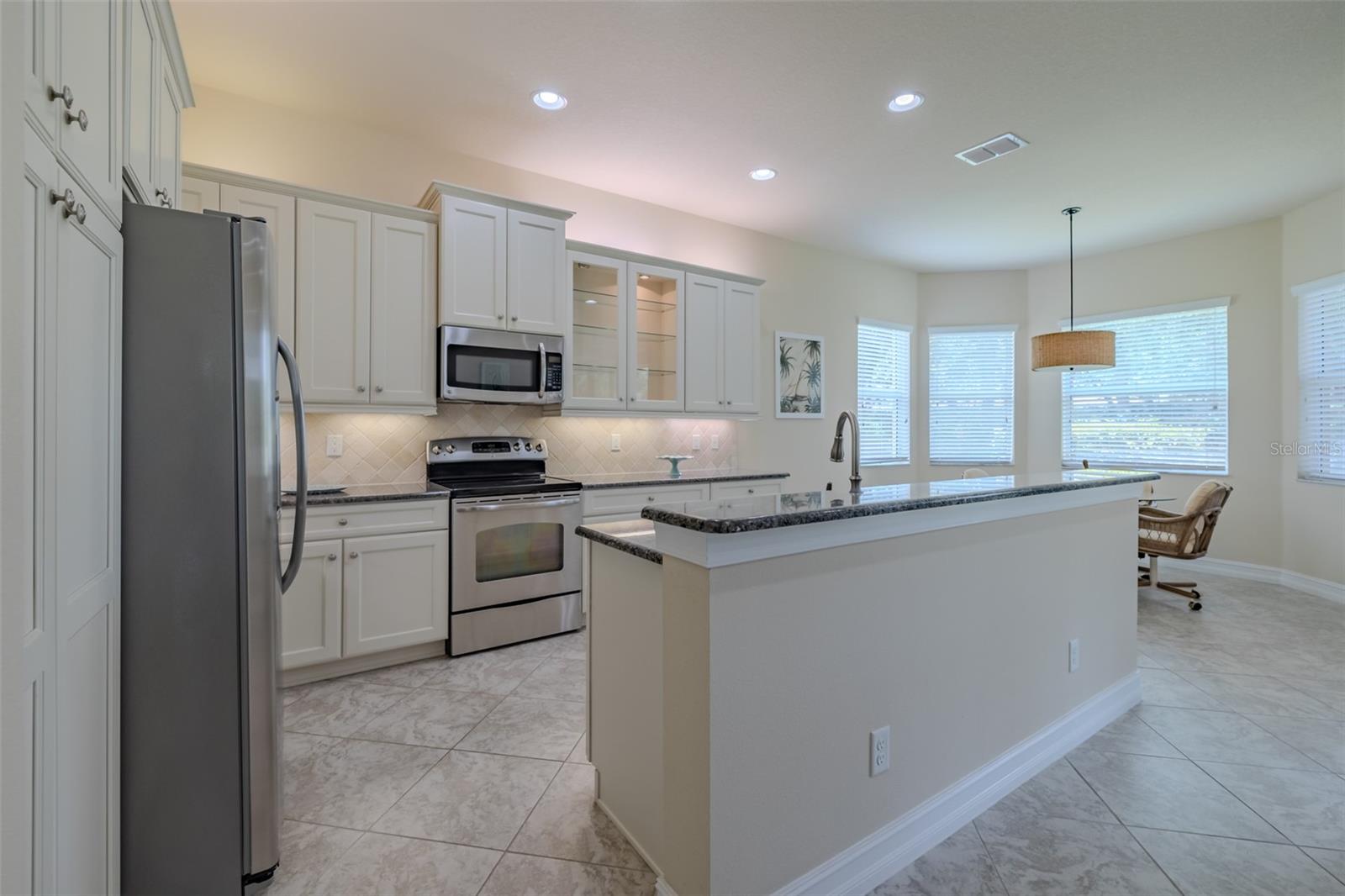 16020 GOLDEN LAKES DR, WIMAUMA, FL, 33598