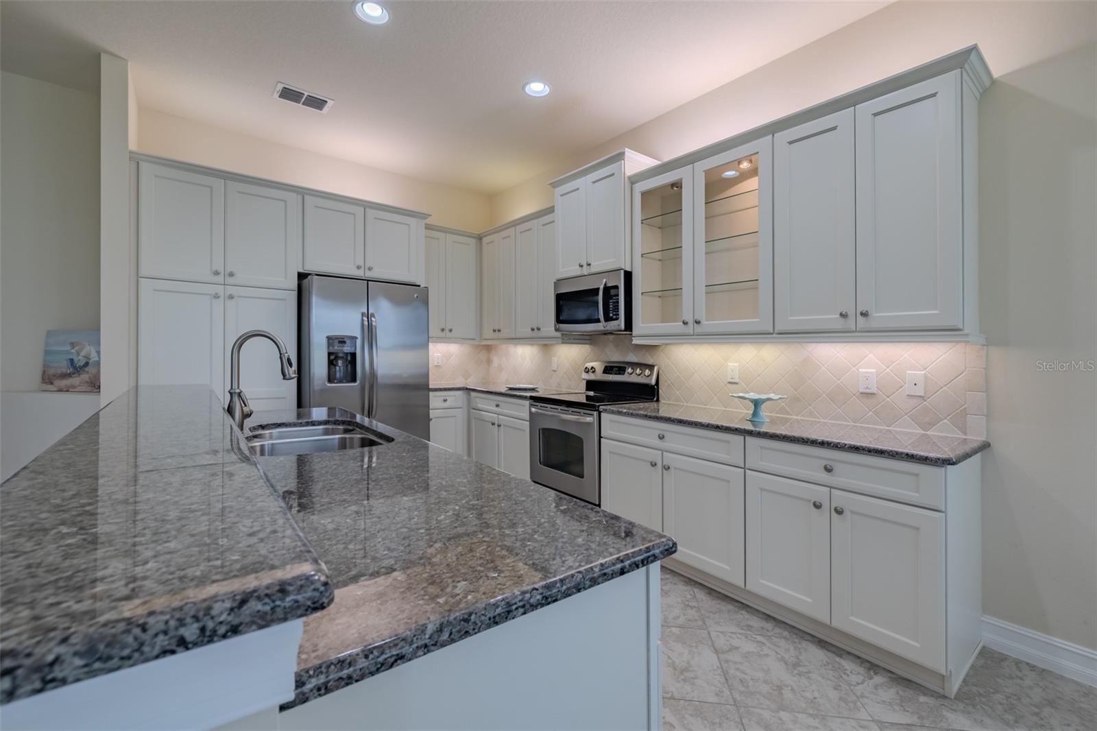 16020 GOLDEN LAKES DR, WIMAUMA, FL, 33598