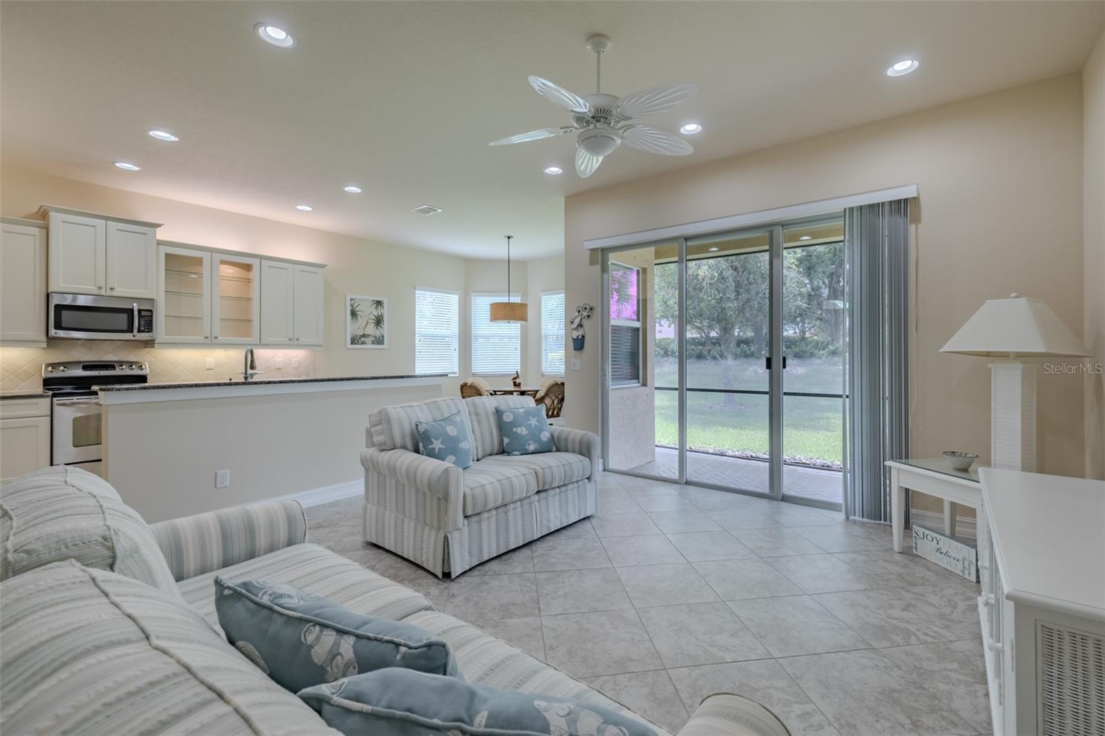 16020 GOLDEN LAKES DR, WIMAUMA, FL, 33598