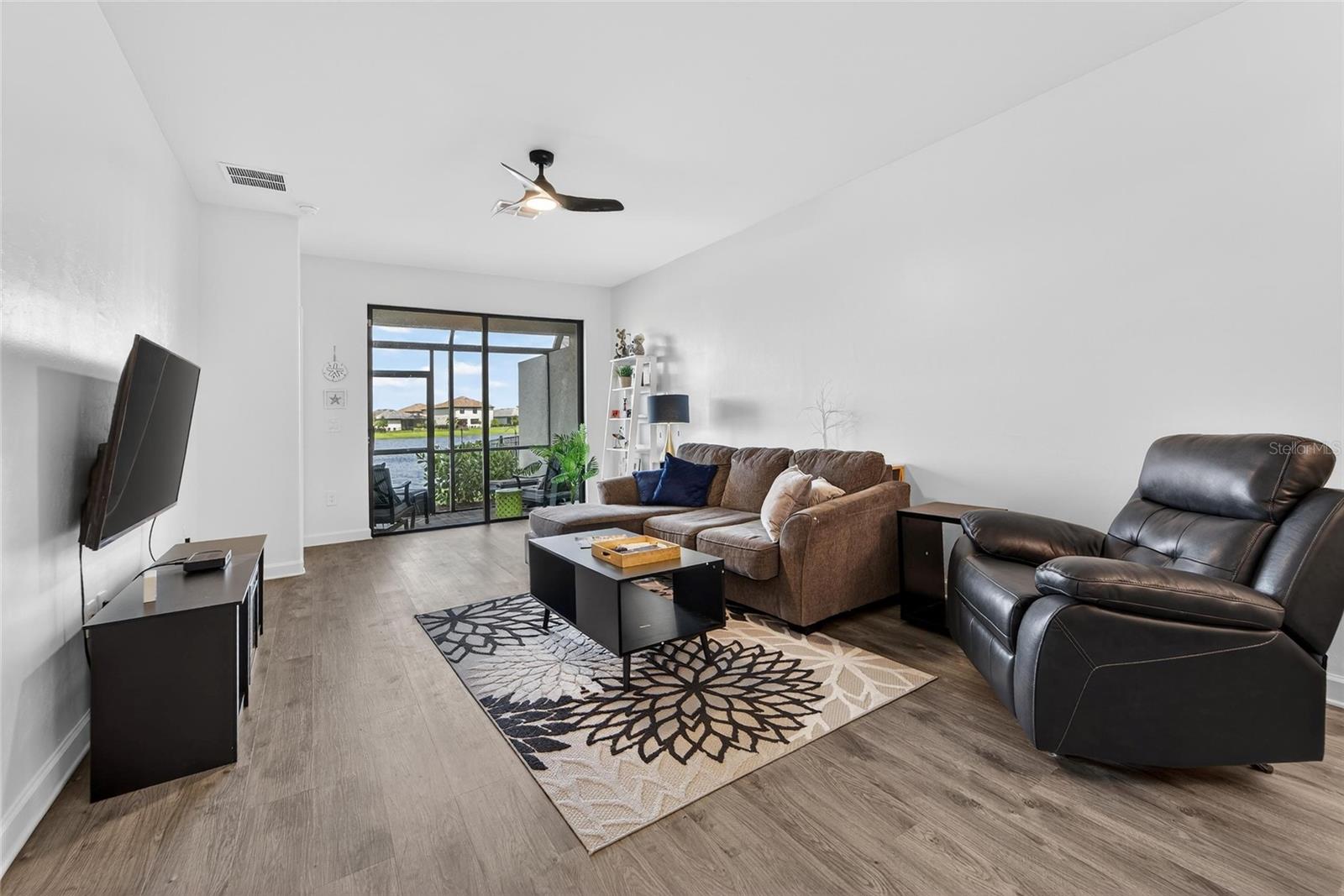 15713 SUNNY DAY DR, BRADENTON, FL, 34211