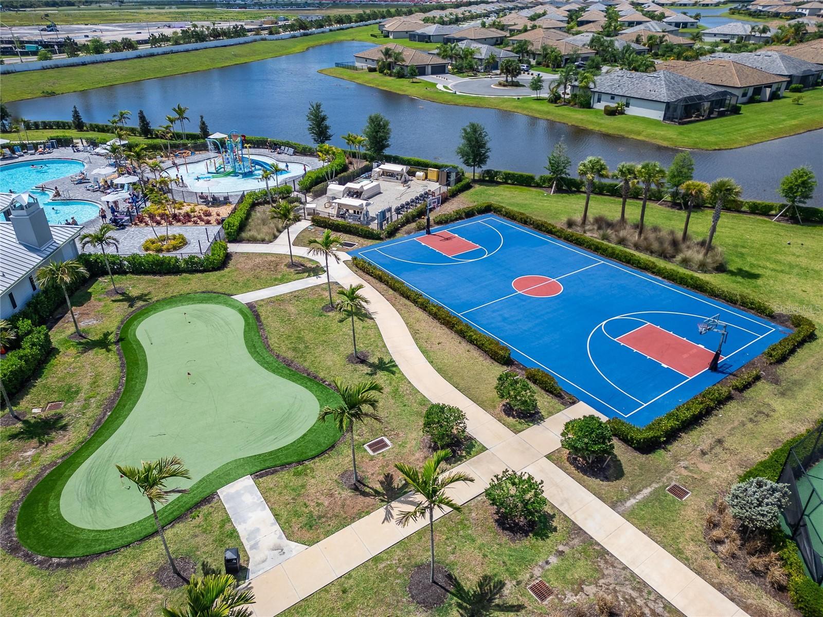 15713 SUNNY DAY DR, BRADENTON, FL, 34211