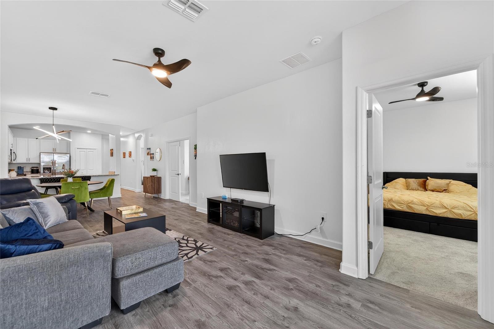 15713 SUNNY DAY DR, BRADENTON, FL, 34211
