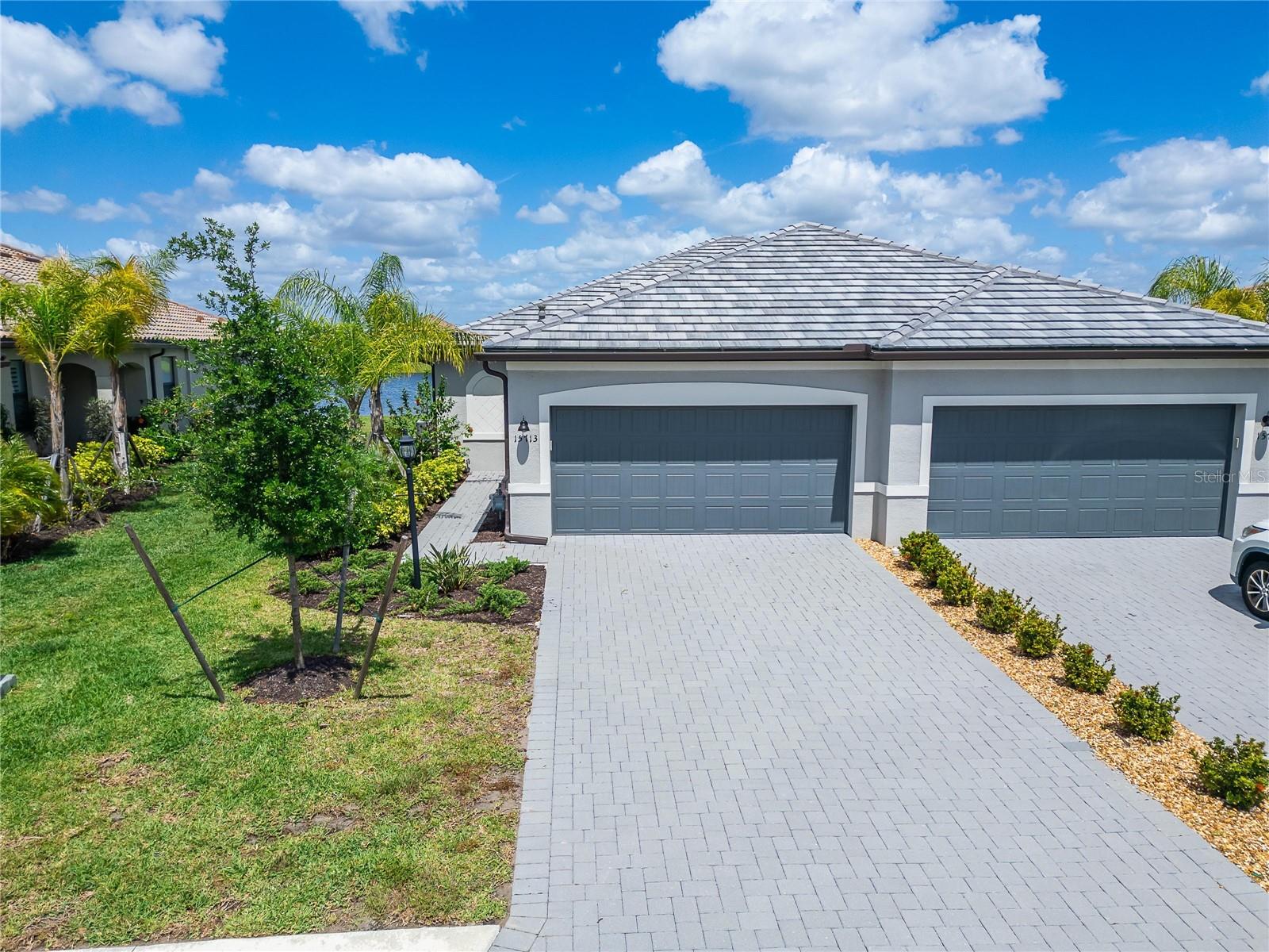 15713 SUNNY DAY DR, BRADENTON, FL, 34211