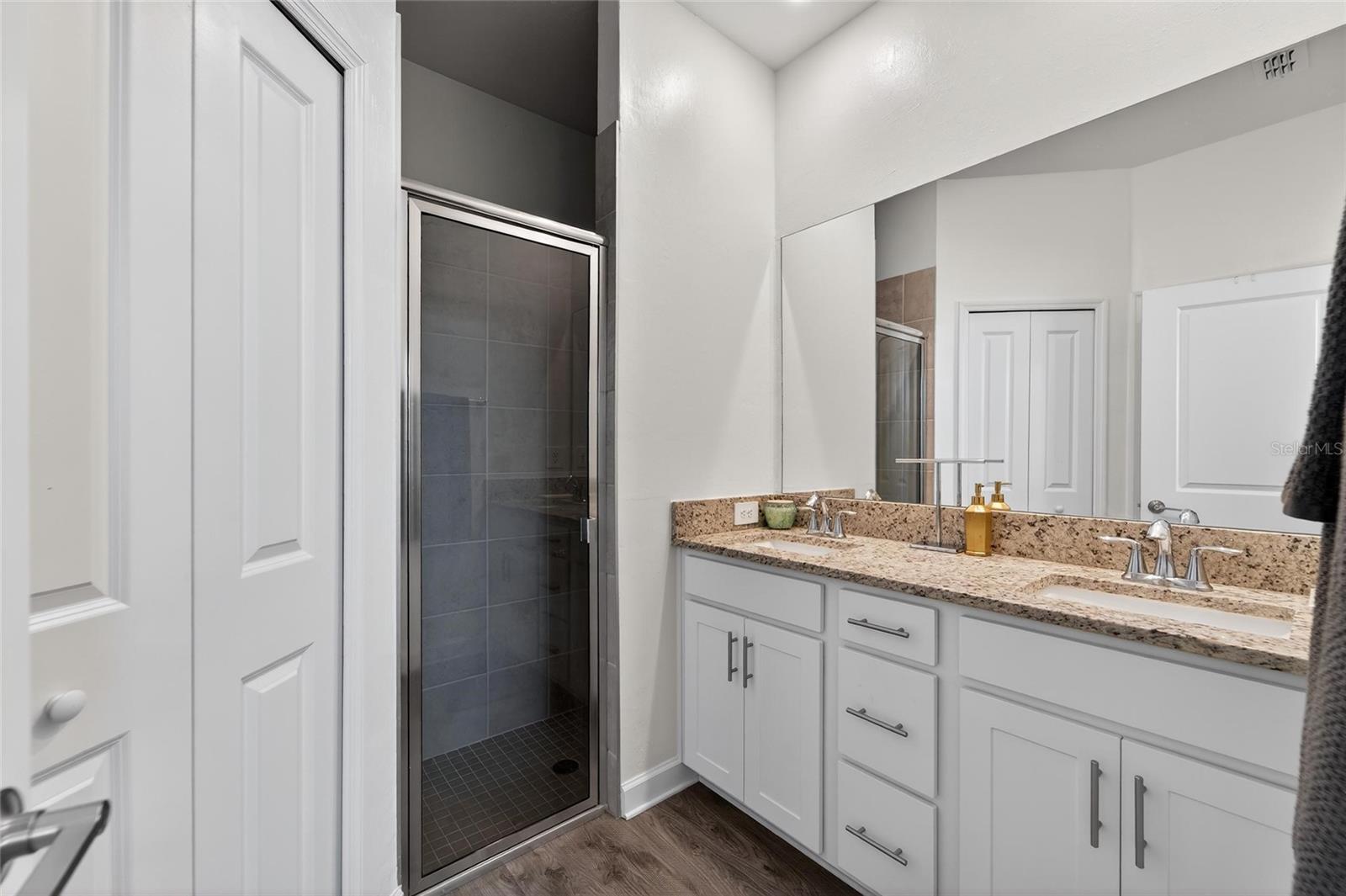 15713 SUNNY DAY DR, BRADENTON, FL, 34211