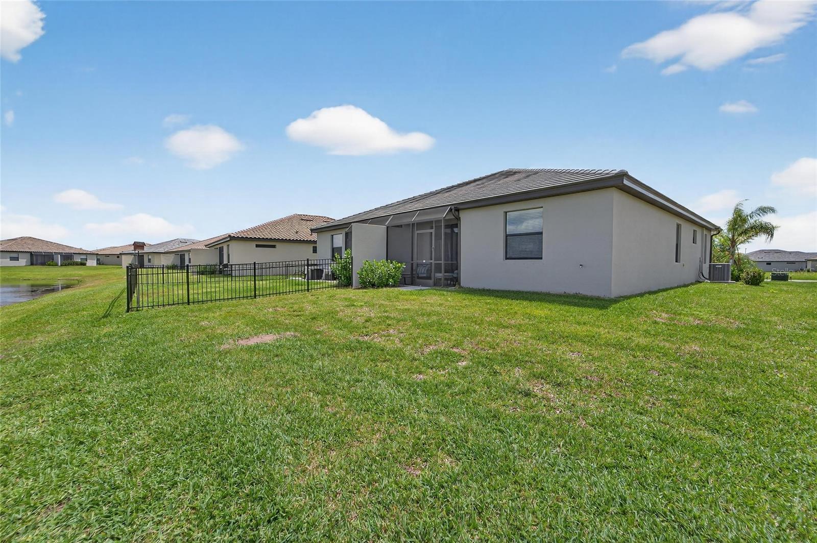 15713 SUNNY DAY DR, BRADENTON, FL, 34211