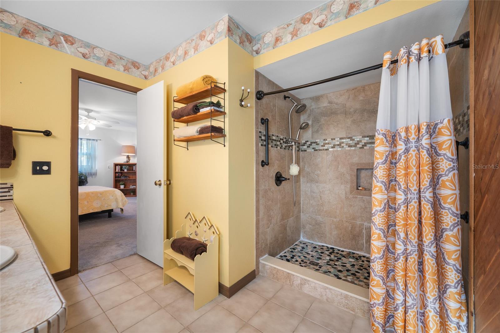 2424 OSPREY AVE, PALM HARBOR, FL, 34683