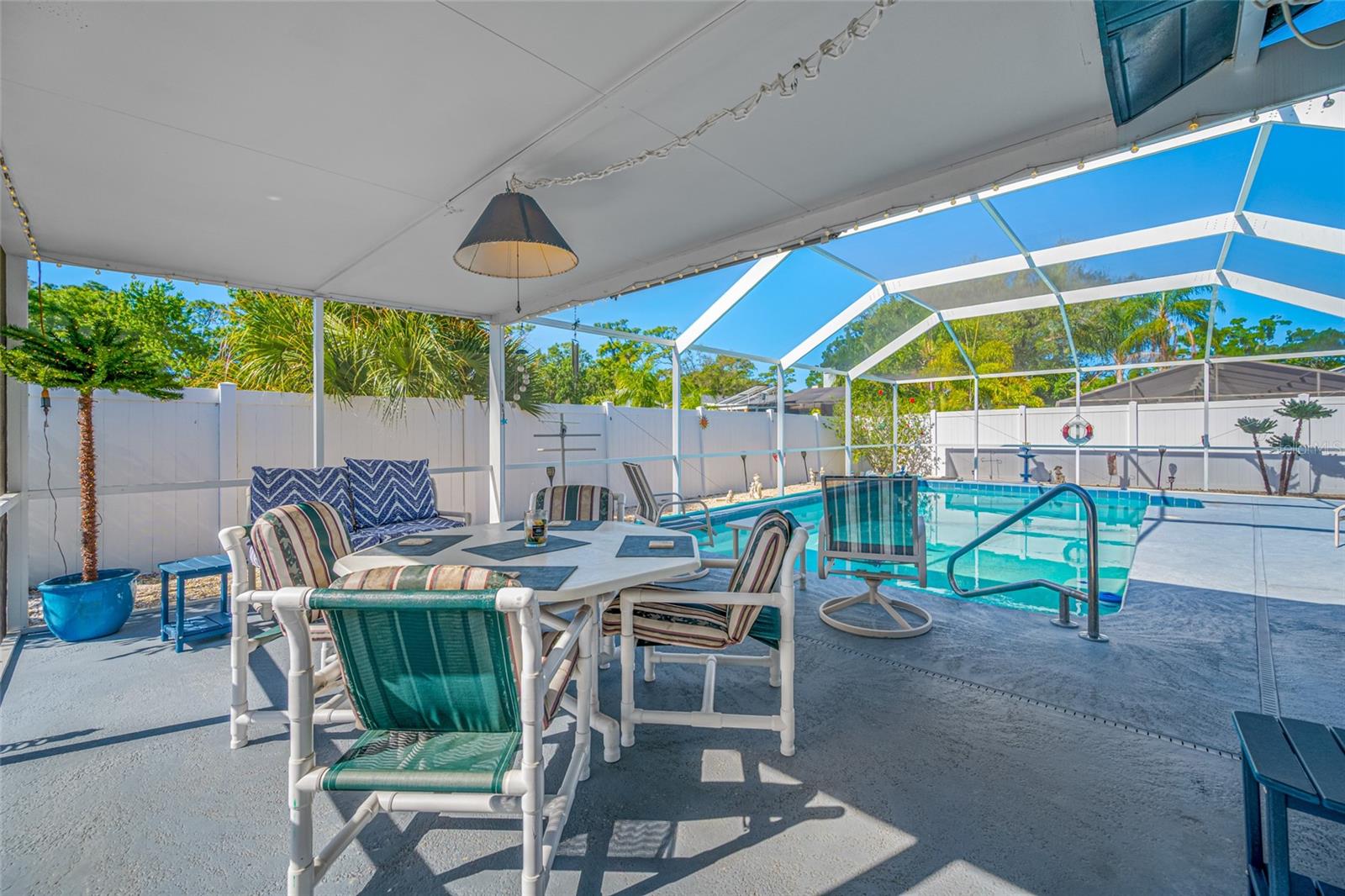2424 OSPREY AVE, PALM HARBOR, FL, 34683