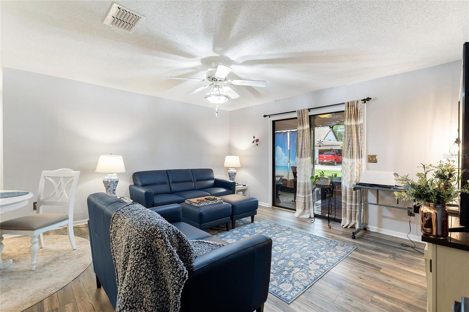 302 GENESIS POINTE DR, LAKE WALES, FL, 33859