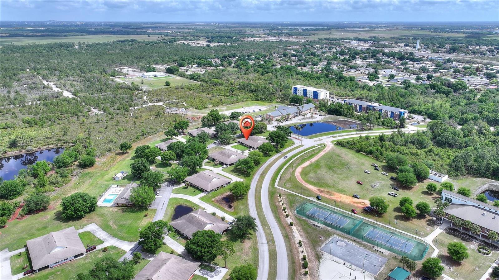 302 GENESIS POINTE DR, LAKE WALES, FL, 33859