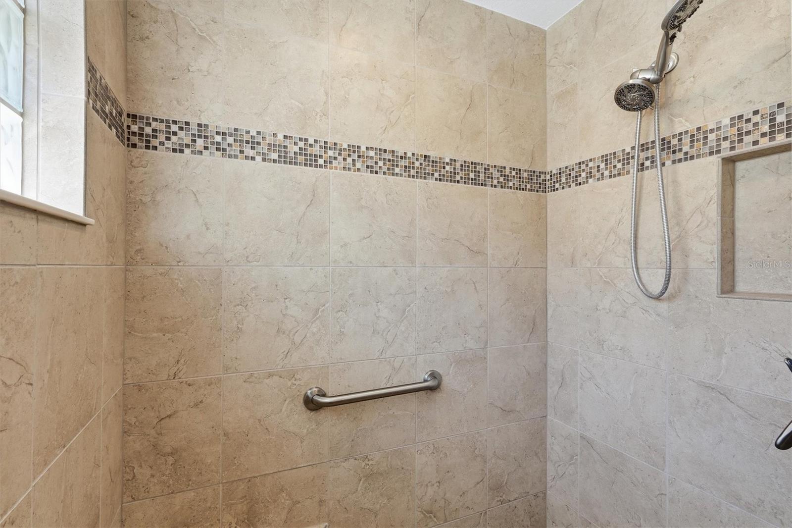 1424 WALNUT WAY, THE VILLAGES, FL, 32163