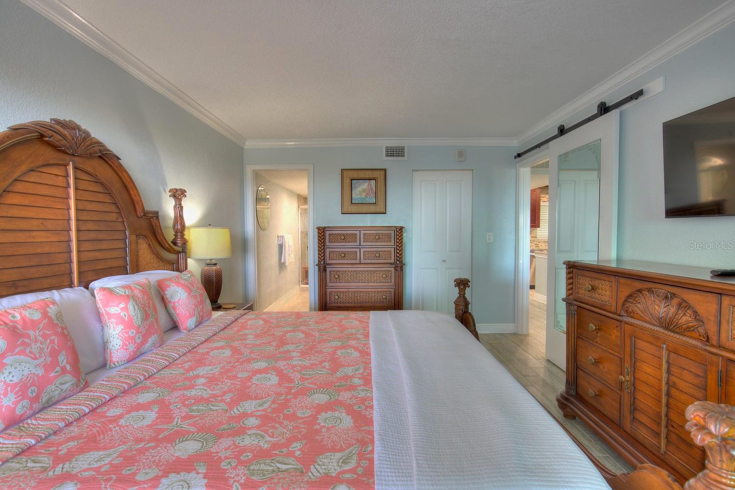 1230 GULF BLVD #304, CLEARWATER, FL, 33767