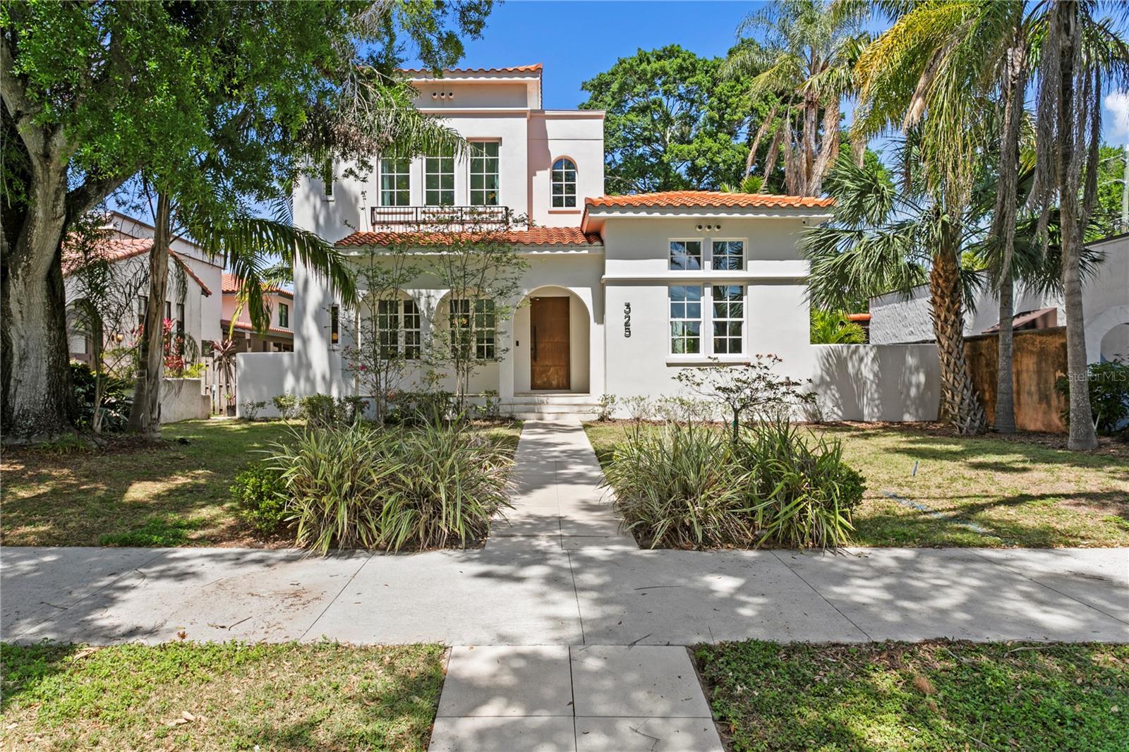 325 22ND AVE NE, ST PETERSBURG, FL, 33704