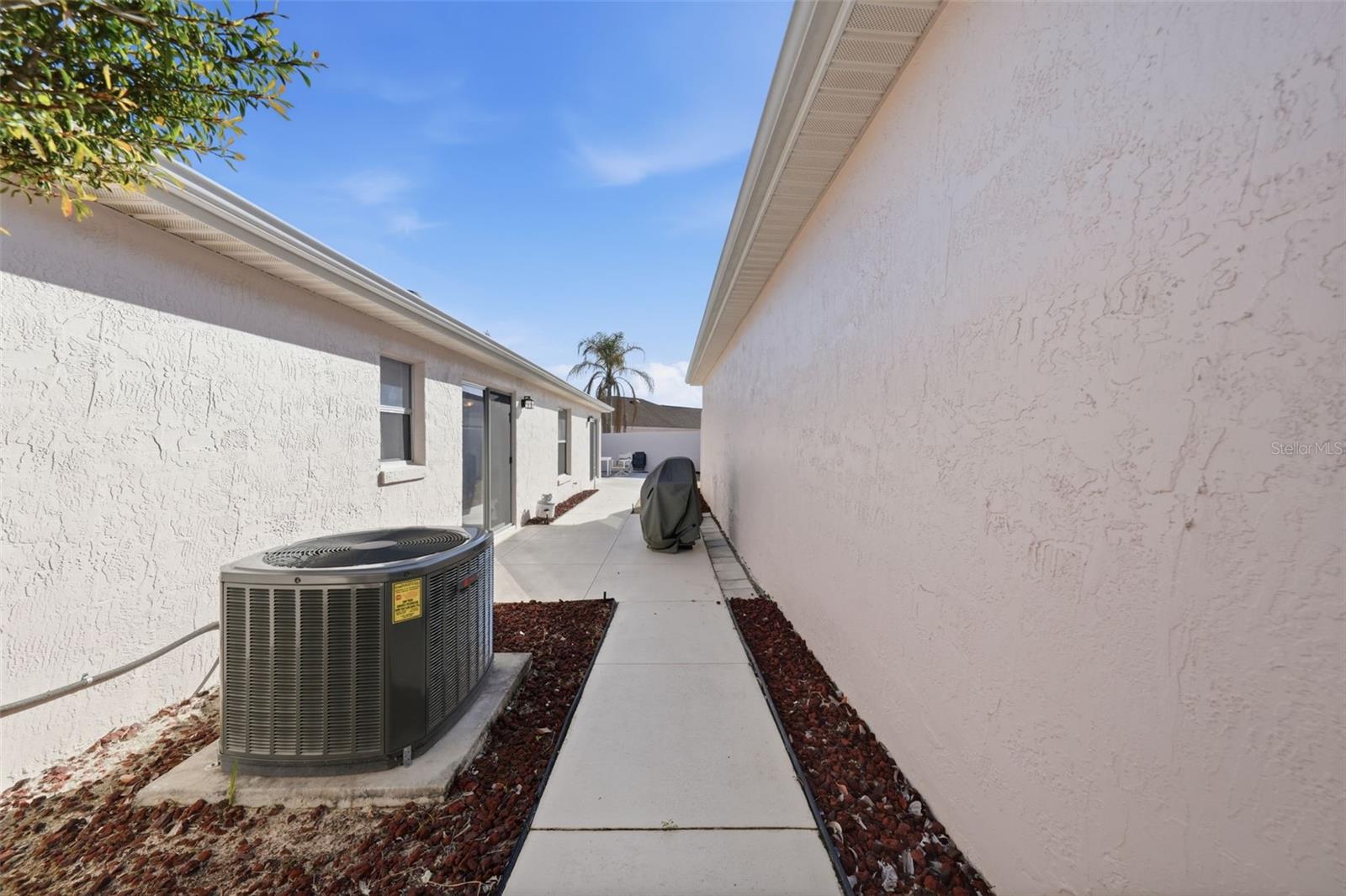 741 HERNANDEZ DR, THE VILLAGES, FL, 32159