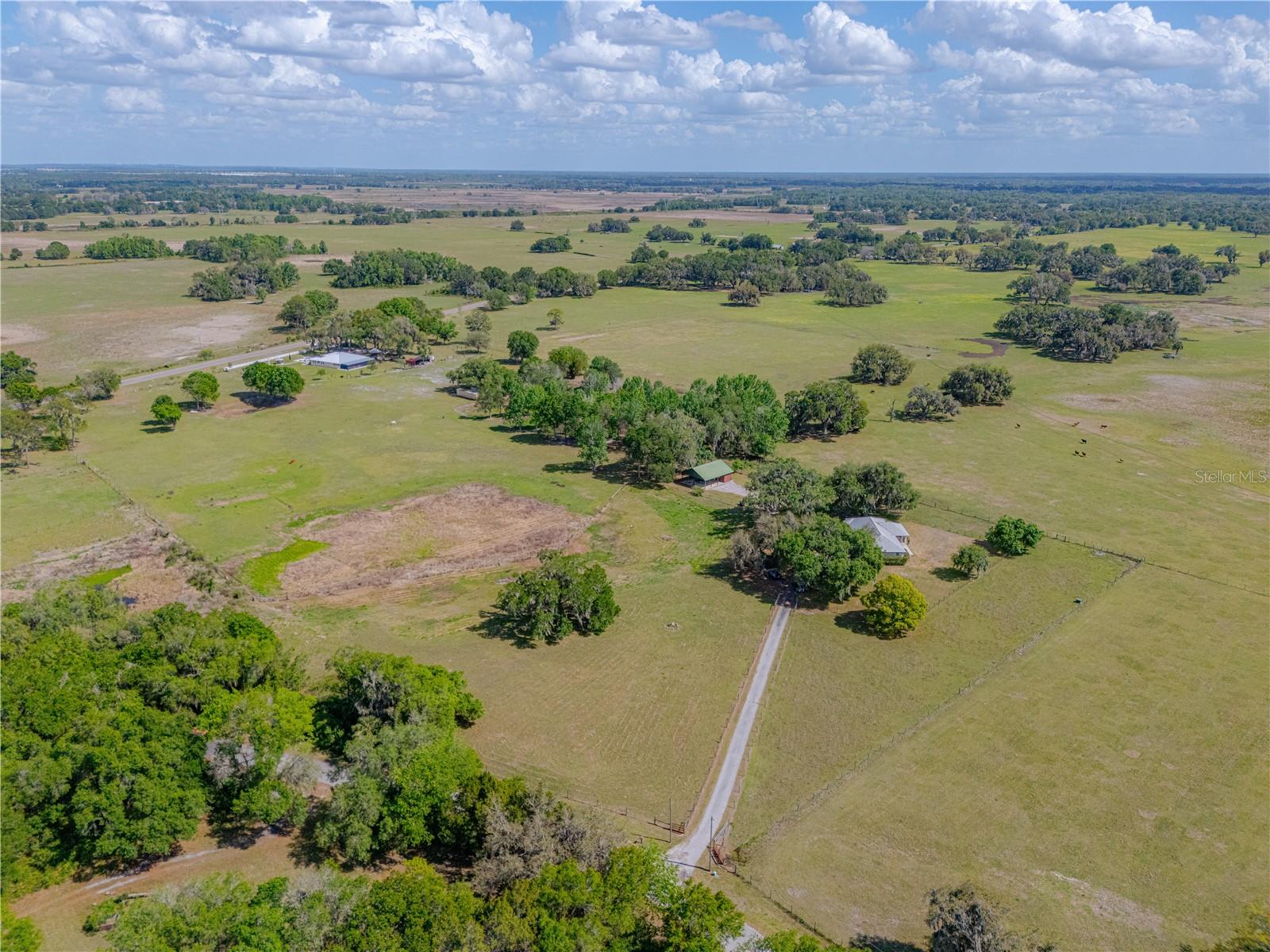 8197 CR 736, CENTER HILL, FL, 33514