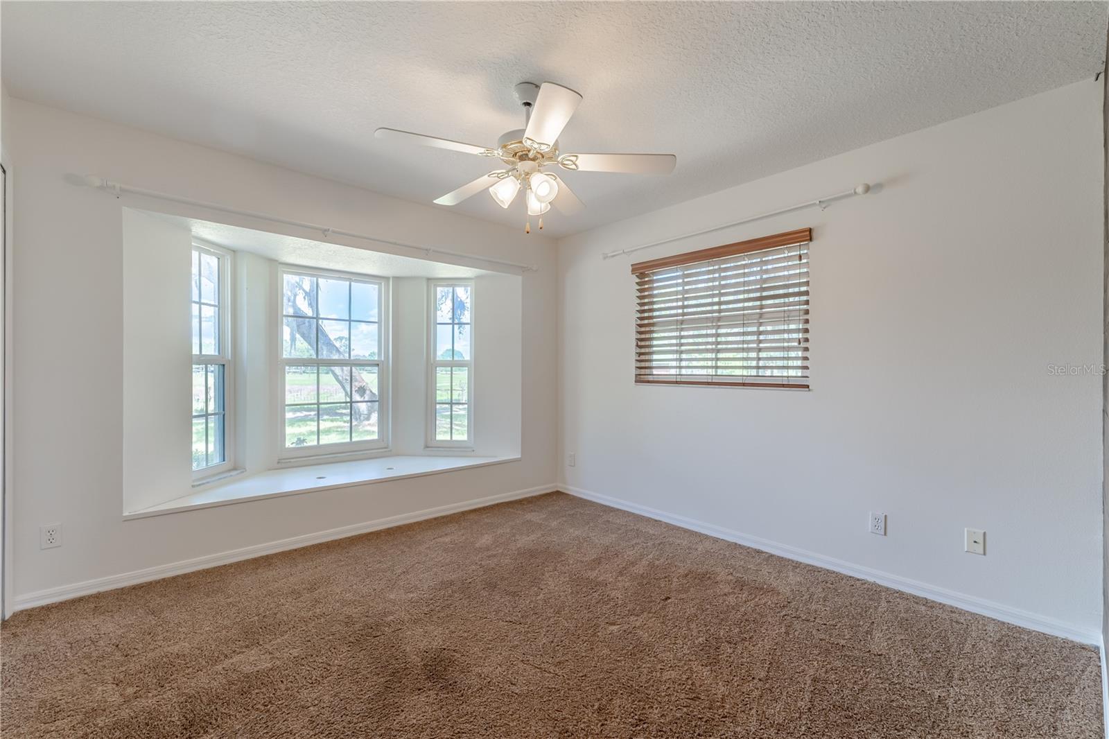 8197 CR 736, CENTER HILL, FL, 33514