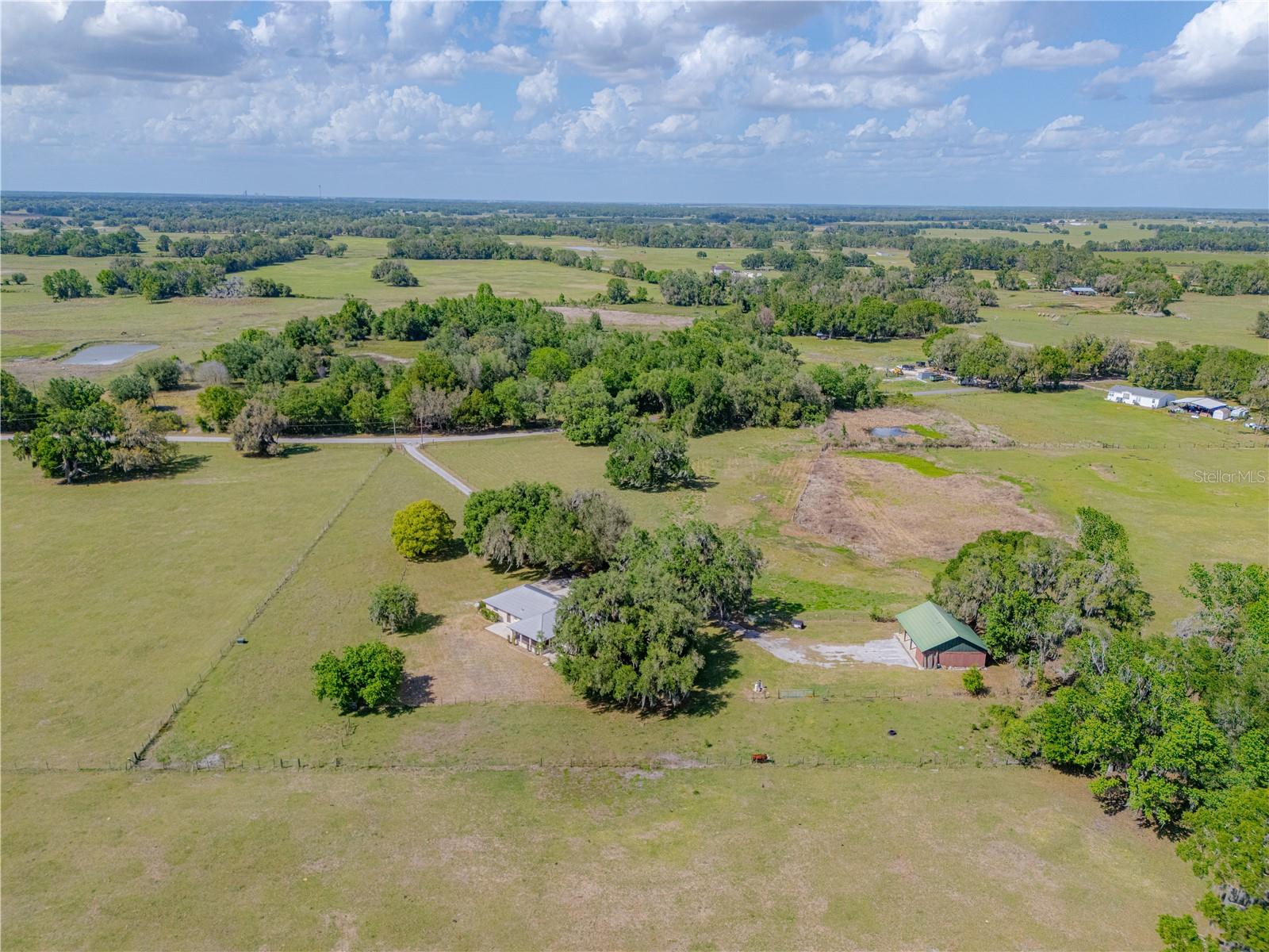 8197 CR 736, CENTER HILL, FL, 33514