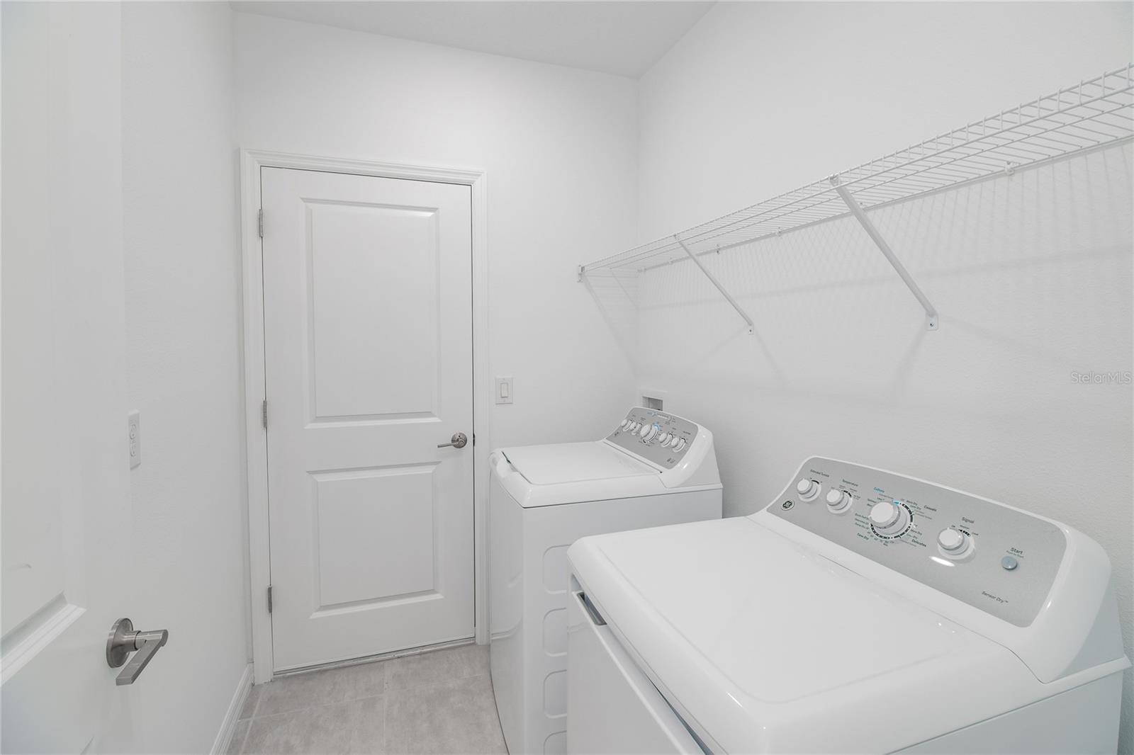 2068 BABBLING BROOK BLVD, AUBURNDALE, FL, 33823