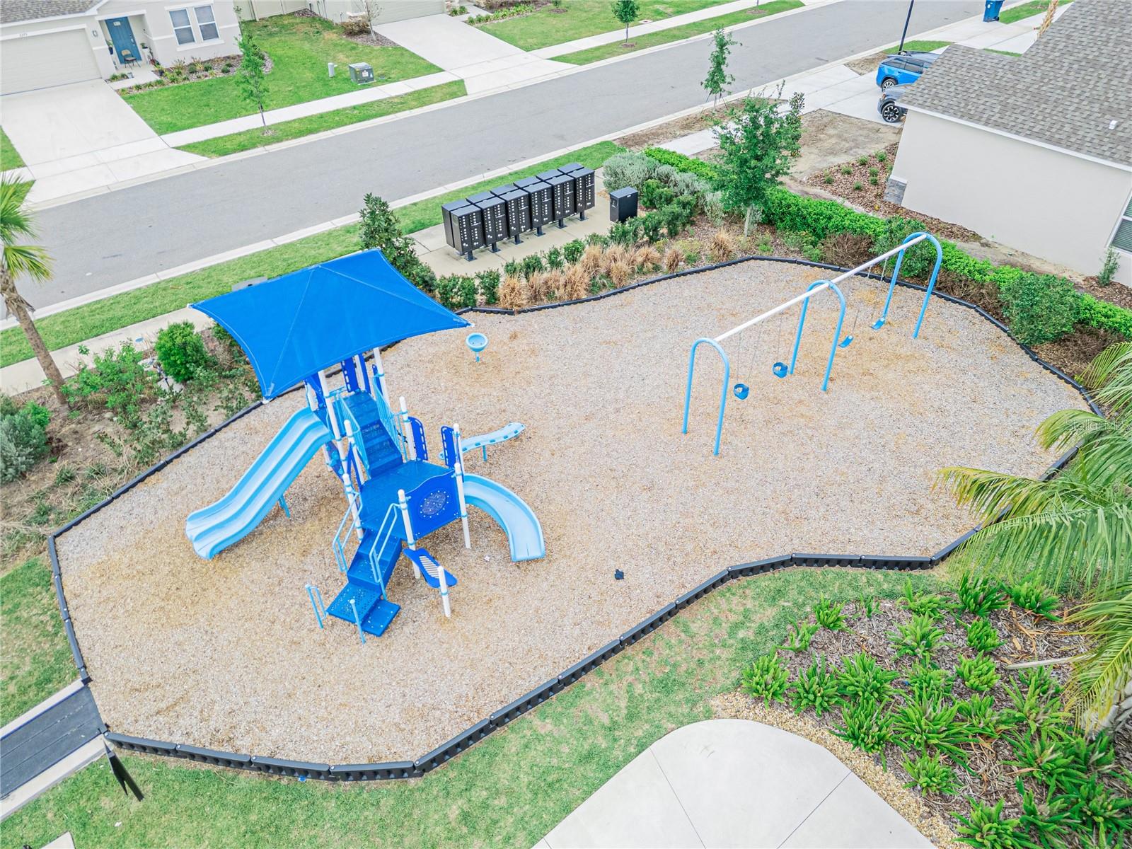 2068 BABBLING BROOK BLVD, AUBURNDALE, FL, 33823