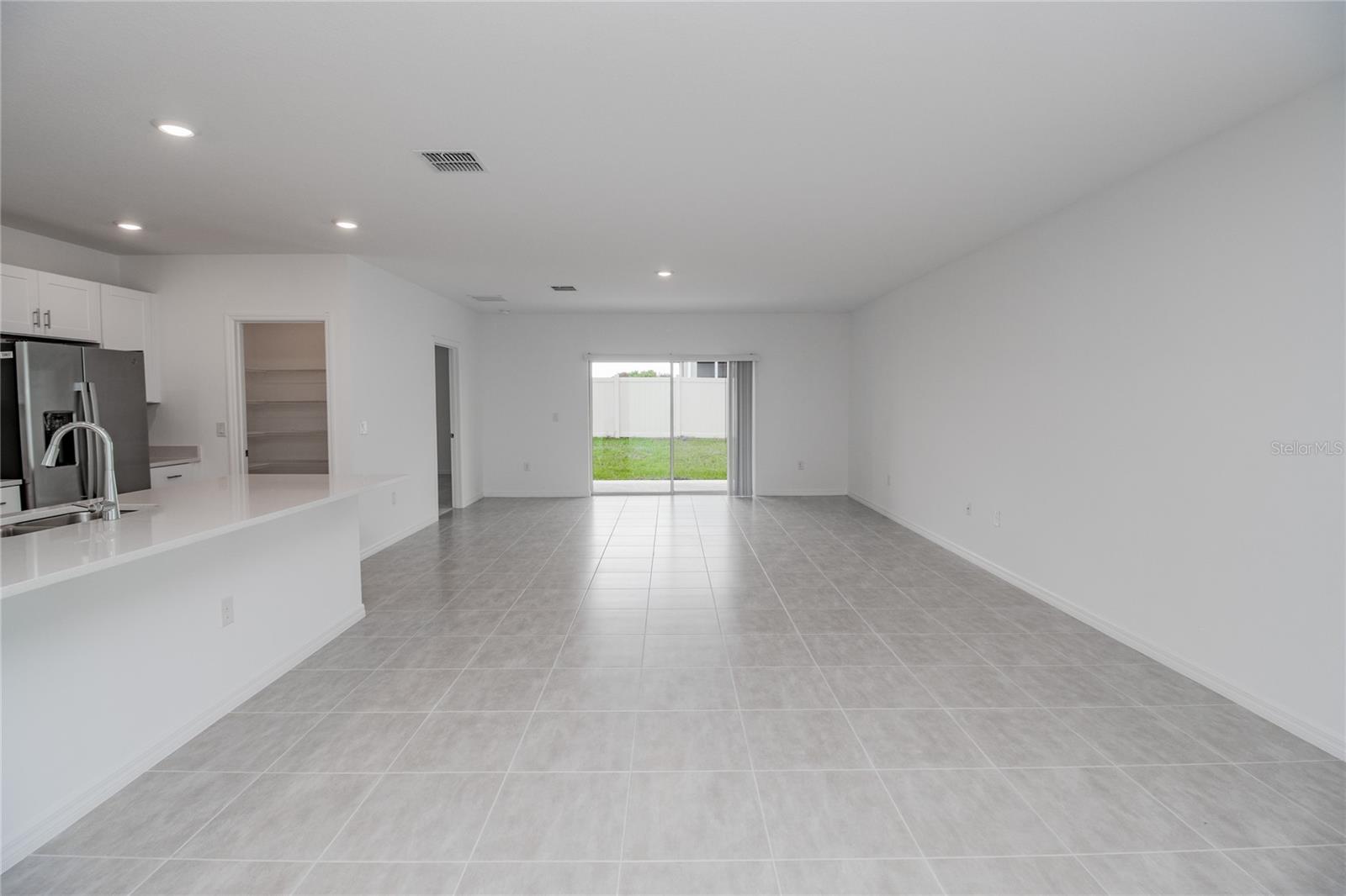 2068 BABBLING BROOK BLVD, AUBURNDALE, FL, 33823