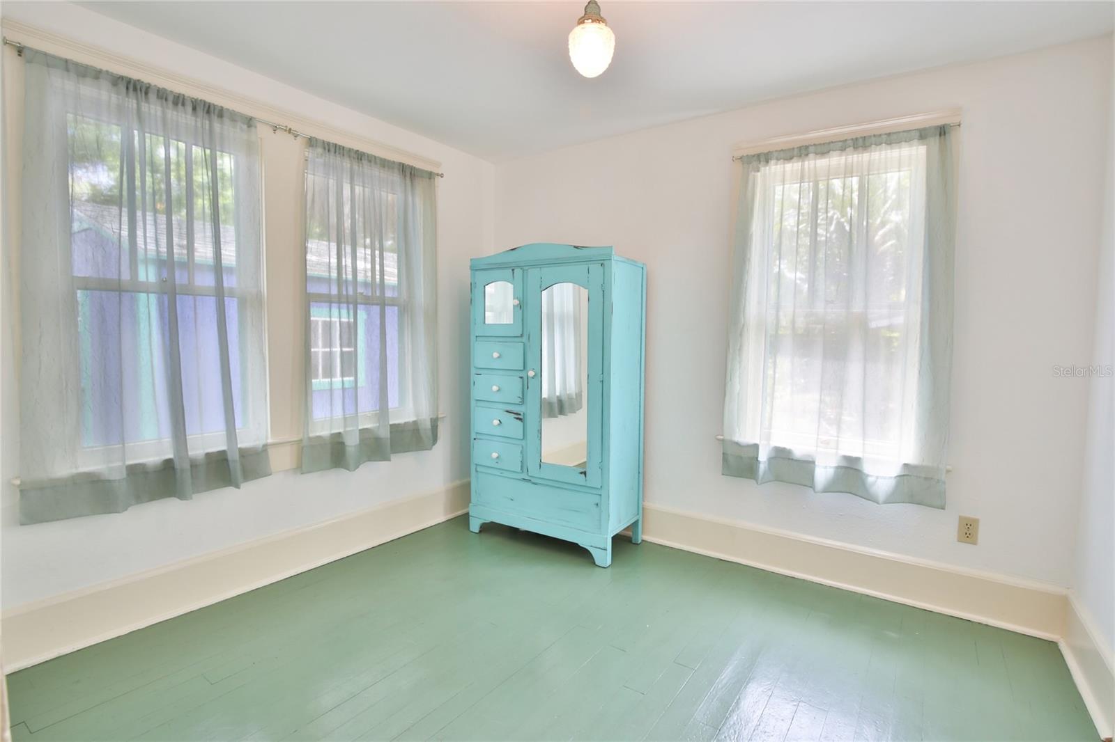708 42ND ST, SARASOTA, FL, 34234