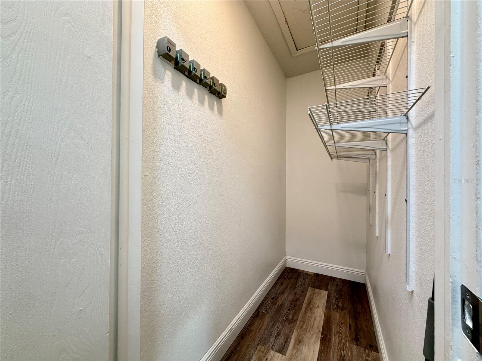 2761 62ND TER N #B, ST PETERSBURG, FL, 33702