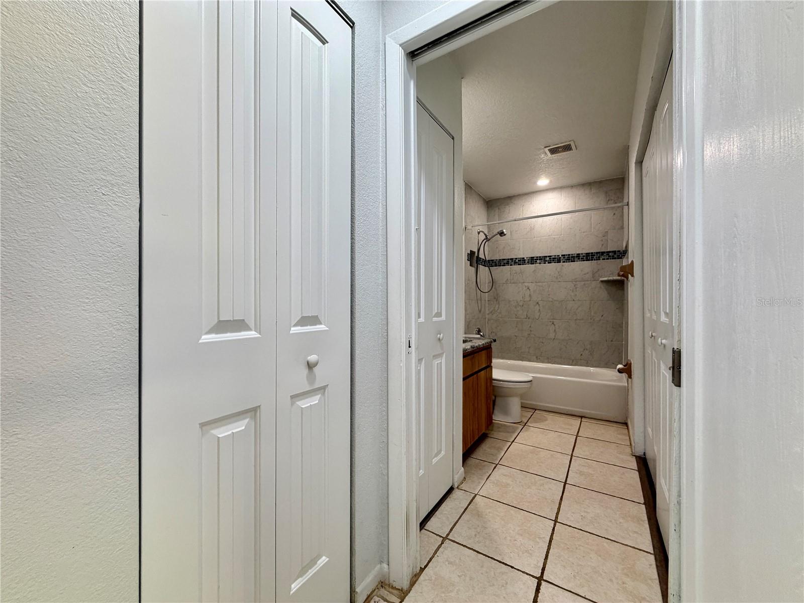 2761 62ND TER N #B, ST PETERSBURG, FL, 33702