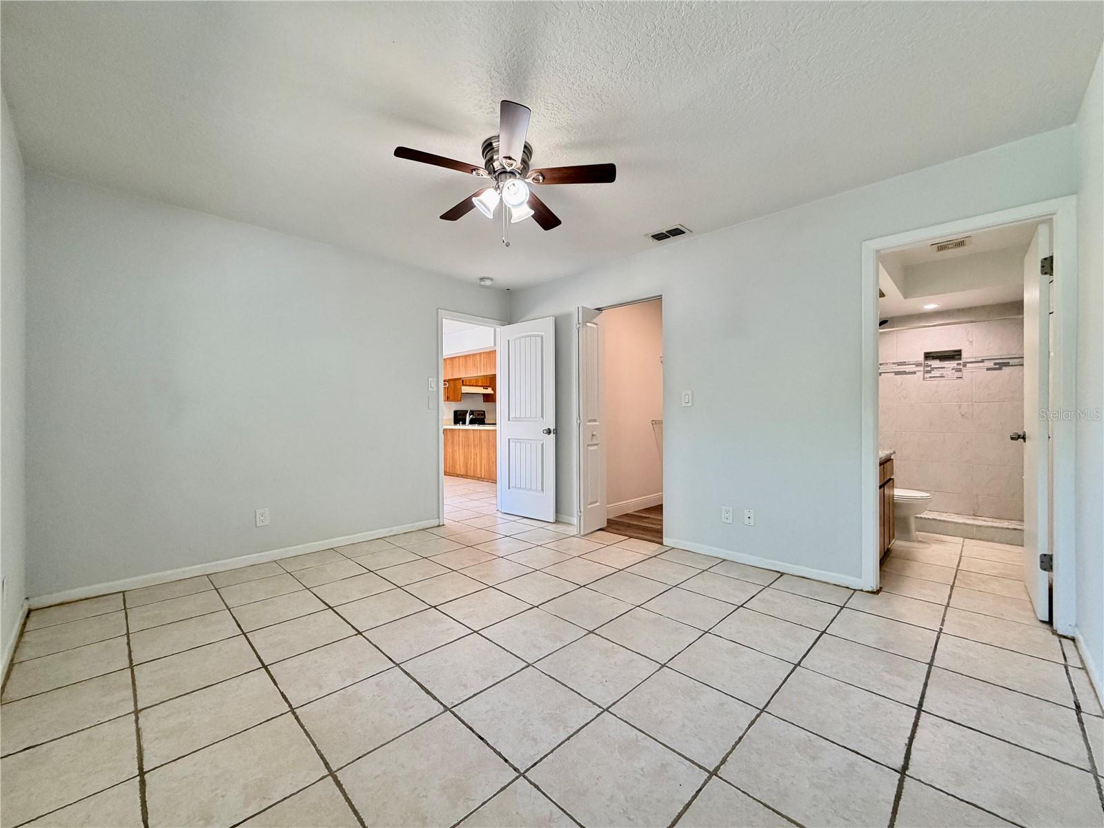 2761 62ND TER N #B, ST PETERSBURG, FL, 33702