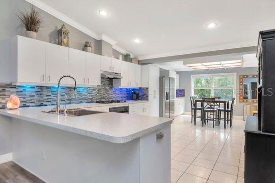 5400 BRUTON RD, PLANT CITY, FL, 33565