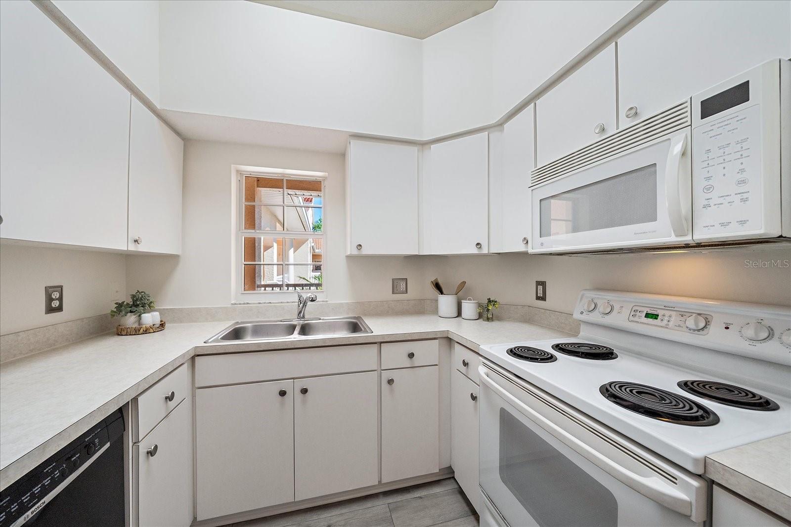 4256 CENTRAL SARASOTA PKWY #321, SARASOTA, FL, 34238