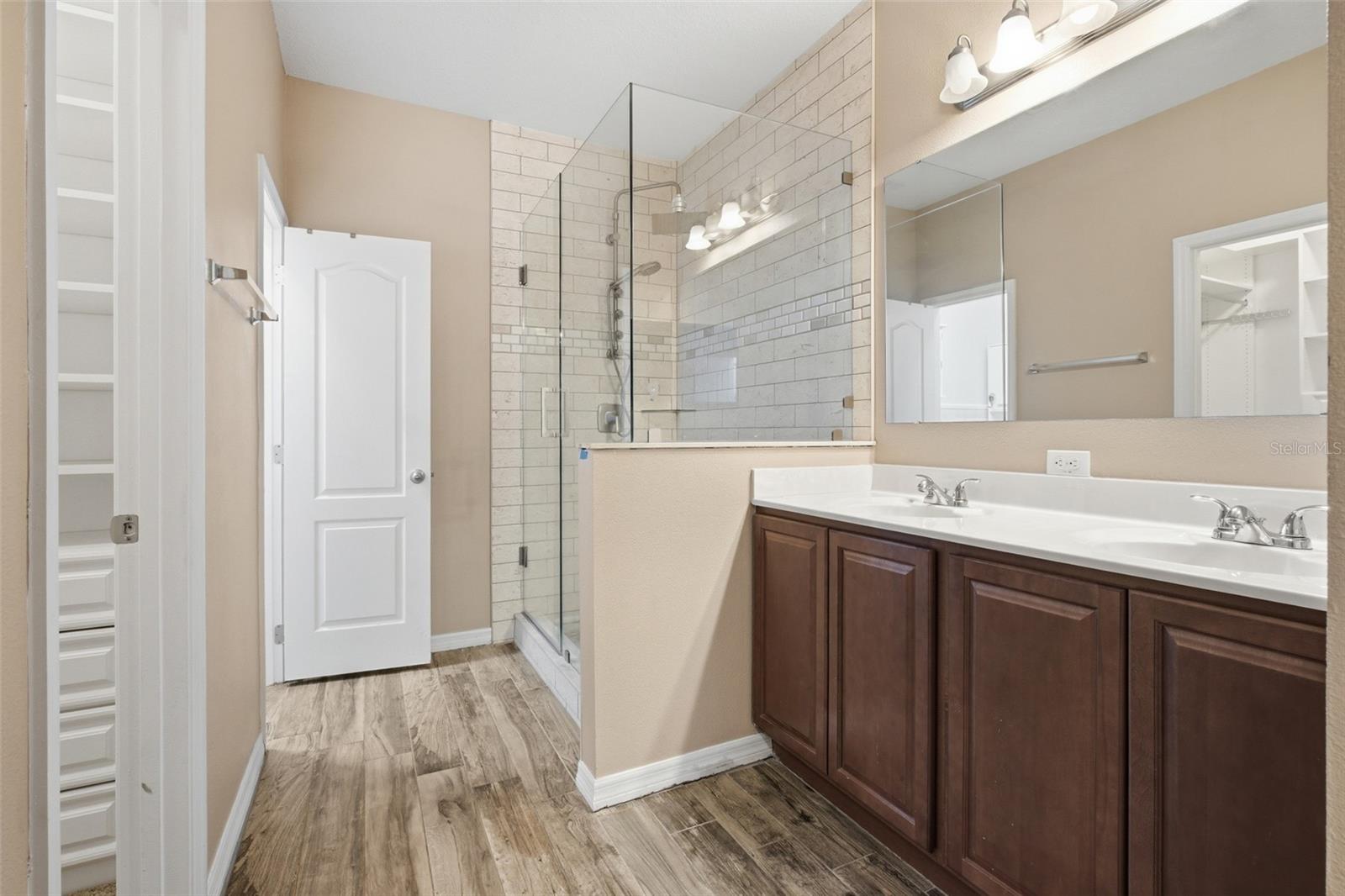 202 COLONIAL PINE LN, MINNEOLA, FL, 34715