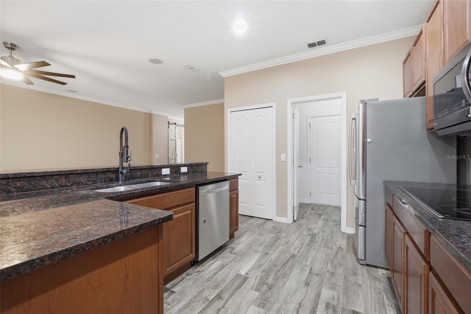 202 COLONIAL PINE LN, MINNEOLA, FL, 34715