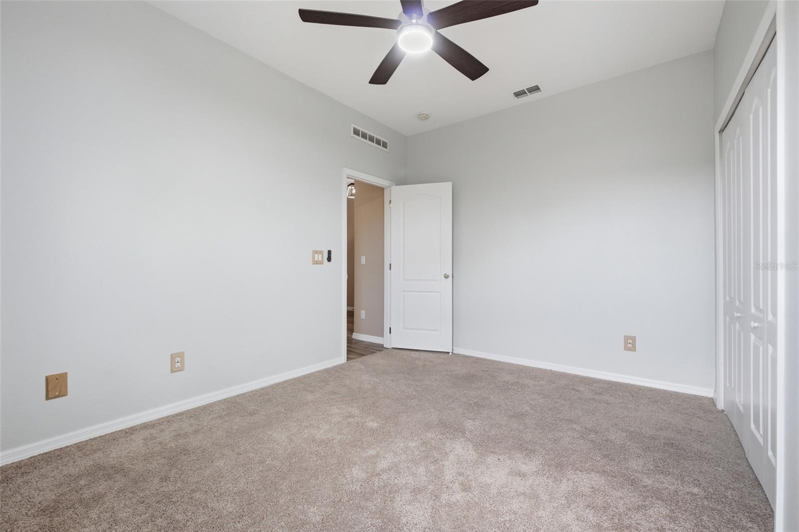 202 COLONIAL PINE LN, MINNEOLA, FL, 34715
