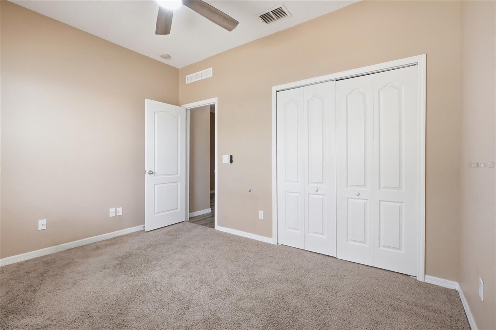 202 COLONIAL PINE LN, MINNEOLA, FL, 34715