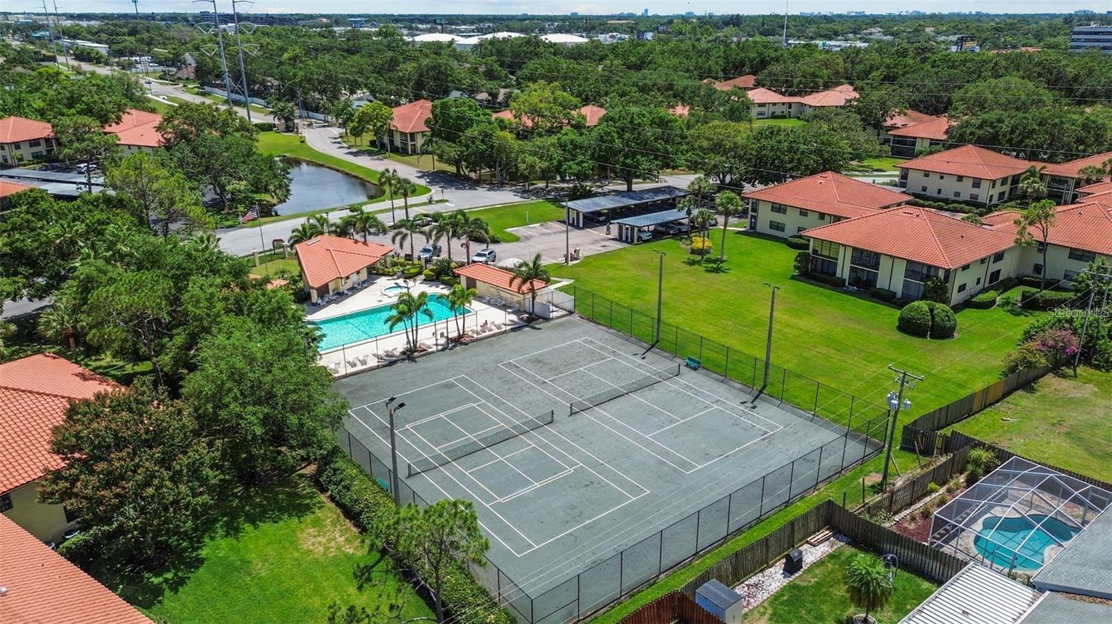 2511 HAMMOCK CT #2511, CLEARWATER, FL, 33761