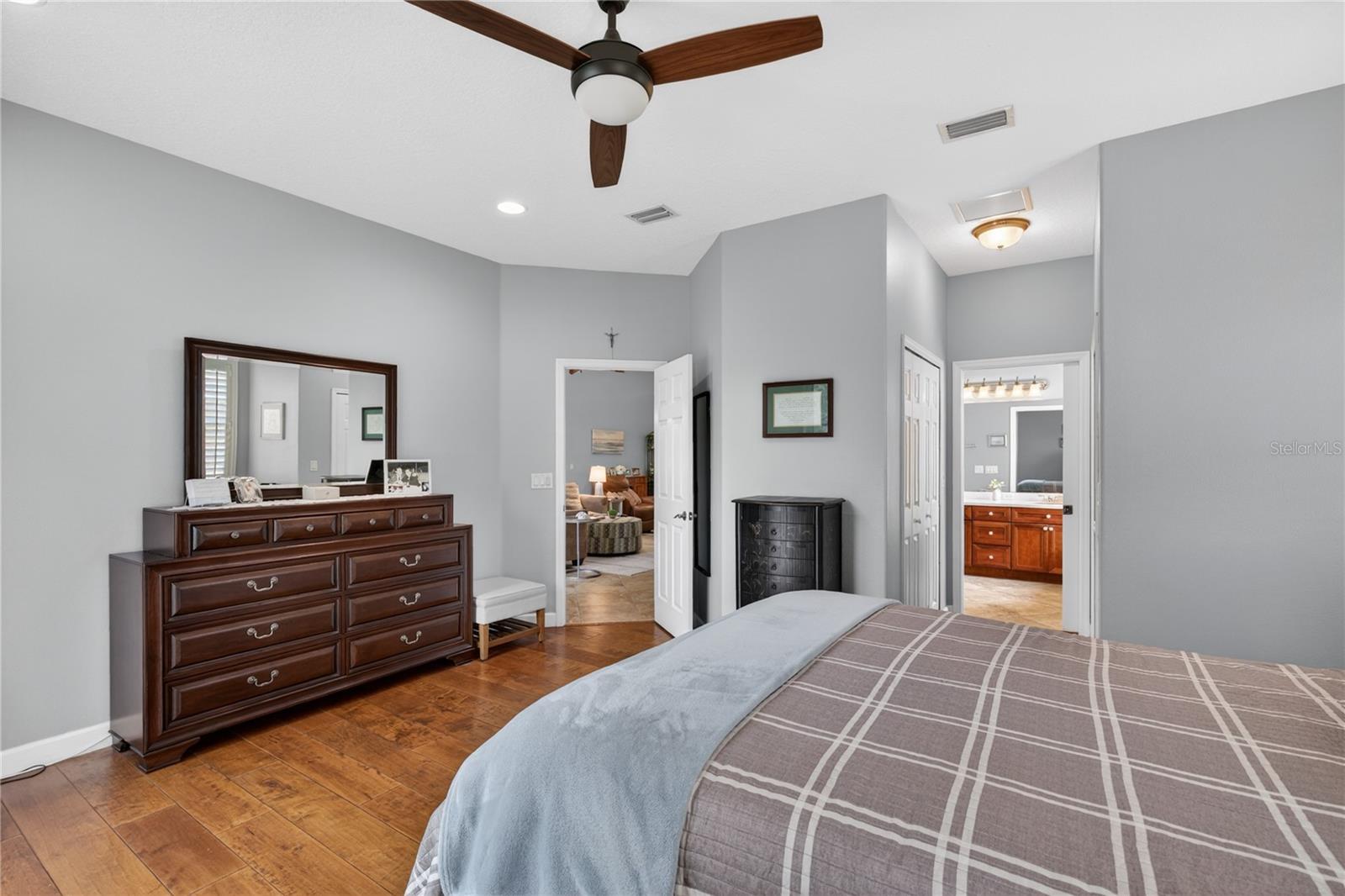 8927 BRIDGEPORT BAY CIR, MOUNT DORA, FL, 32757