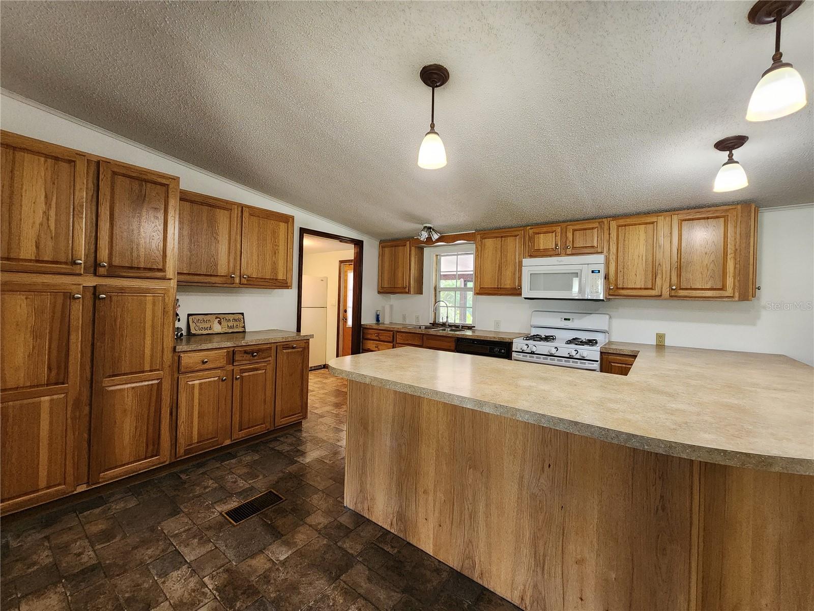 20916 COUNTY ROAD 44A, EUSTIS, FL, 32736