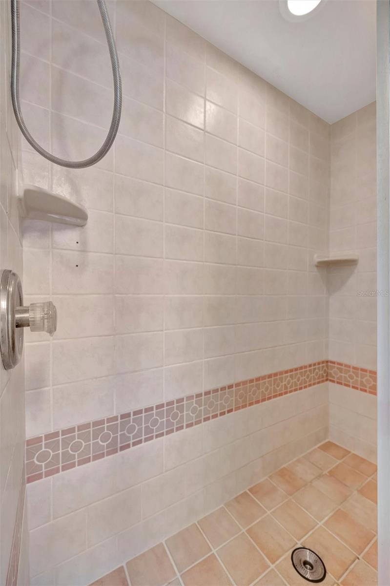 270 DRAGON RD, VENICE, FL, 34293