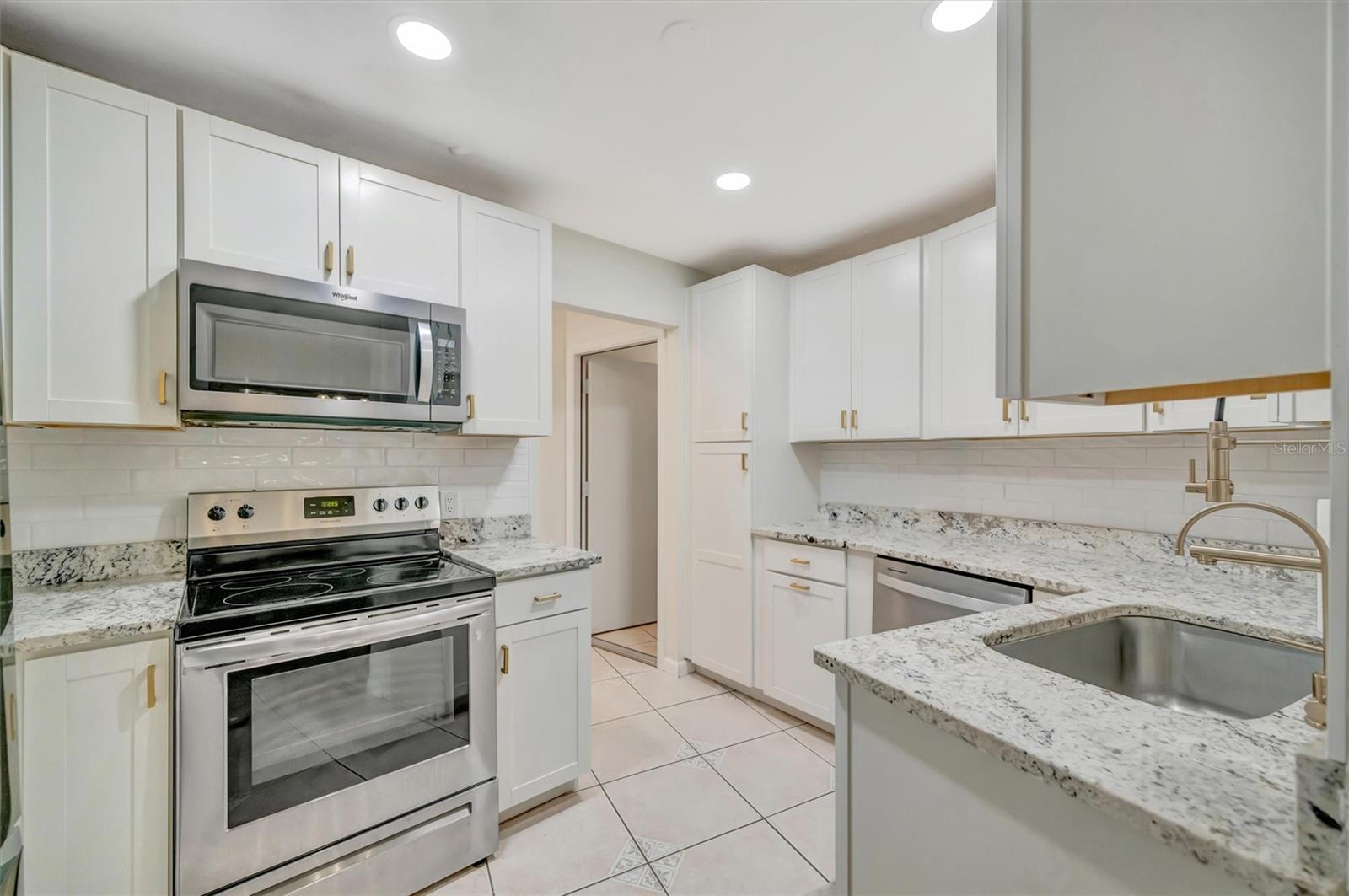 270 DRAGON RD, VENICE, FL, 34293