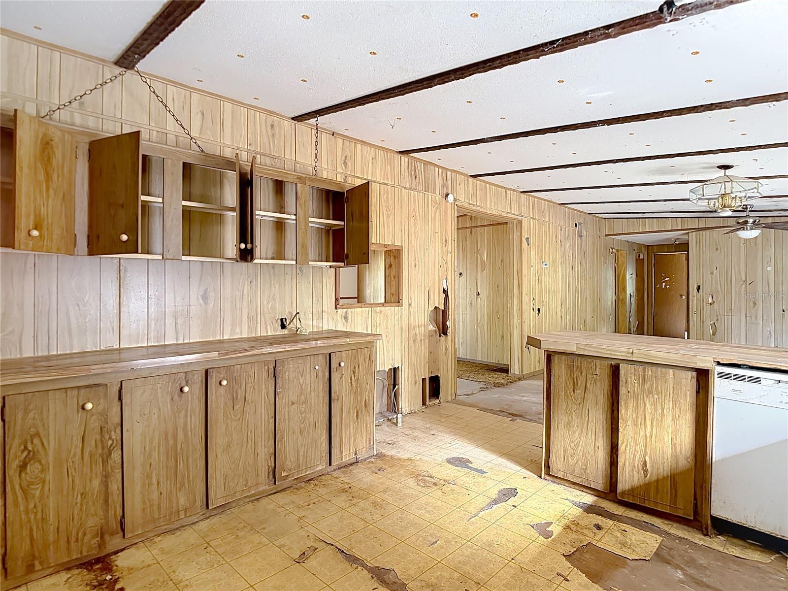 7607 WILLIAMS RD, SEFFNER, FL, 33584