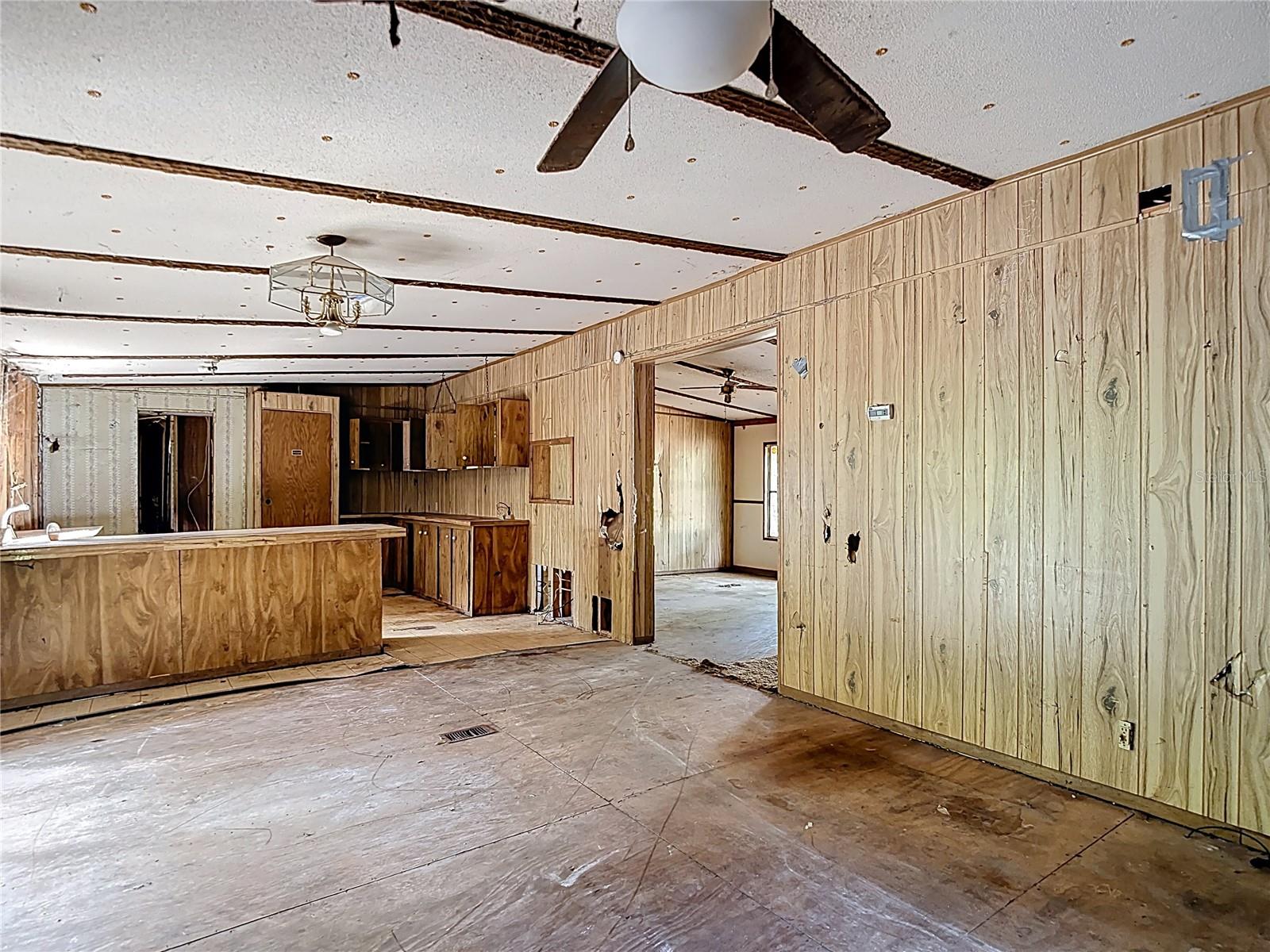 7607 WILLIAMS RD, SEFFNER, FL, 33584