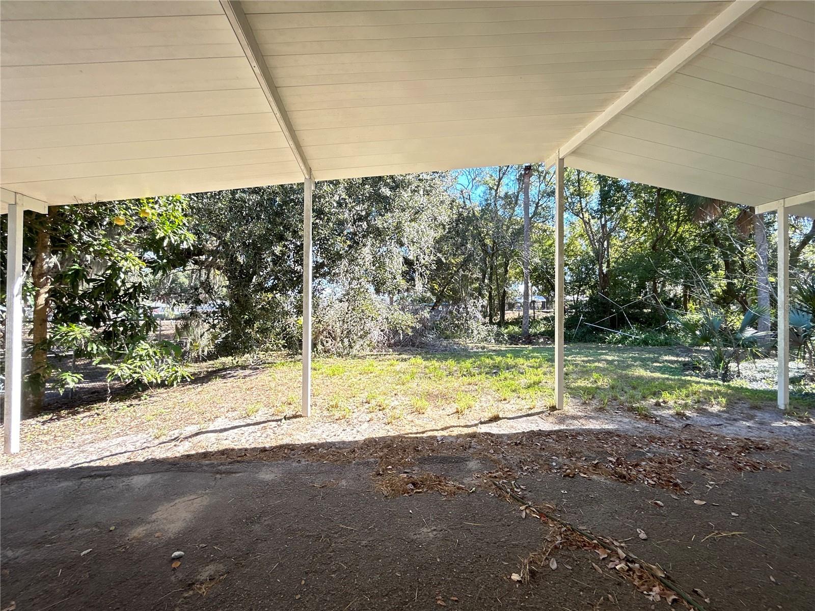 404 PERKINS ST, LEESBURG, FL, 34748