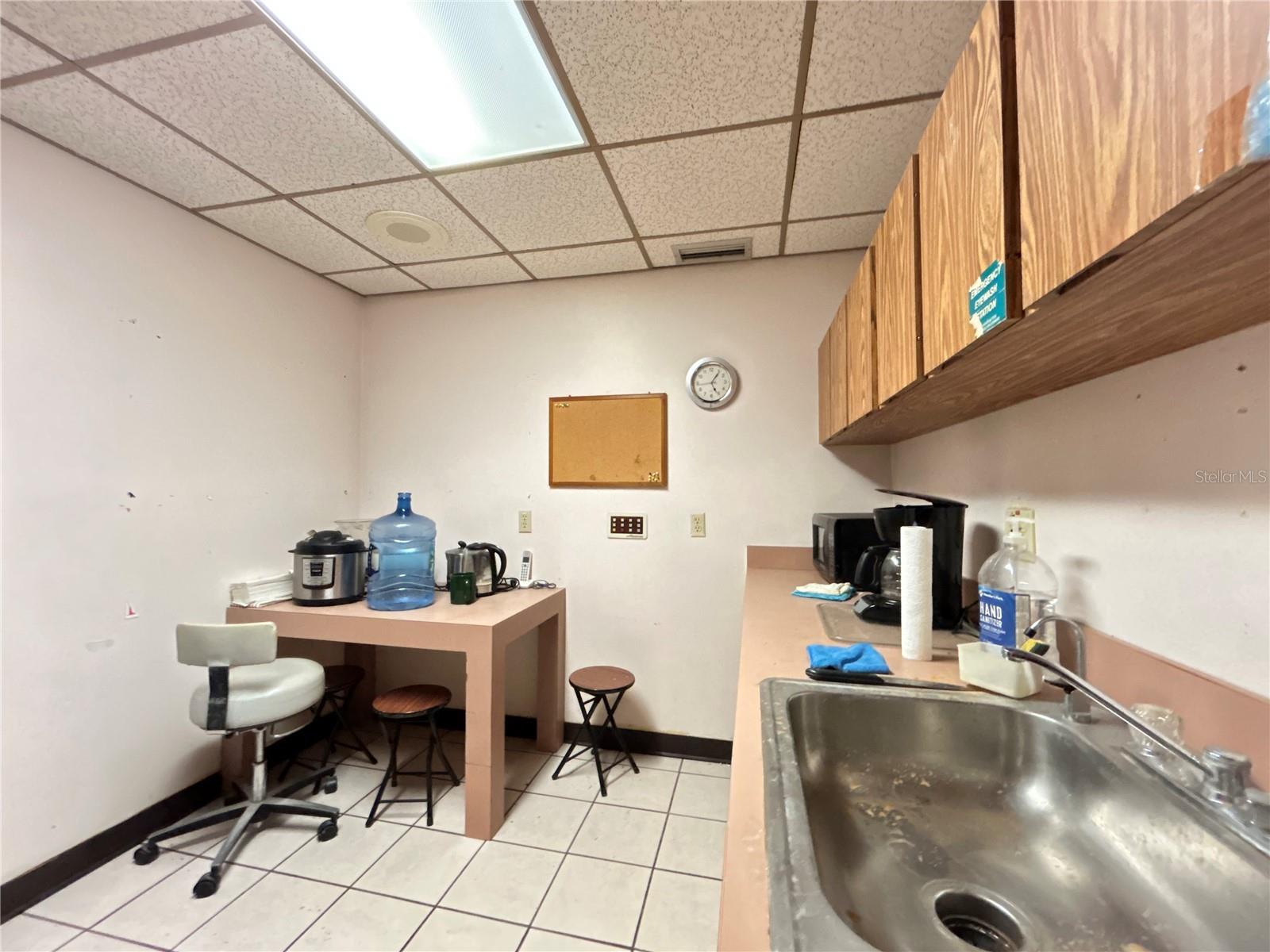404 PERKINS ST, LEESBURG, FL, 34748