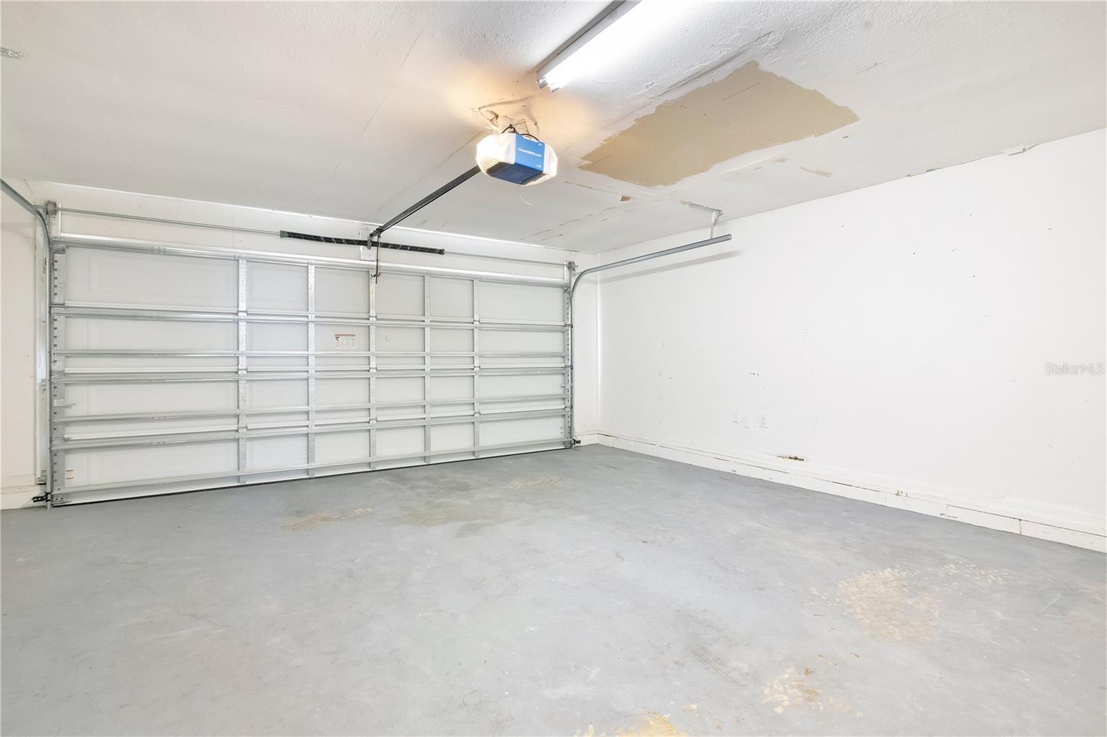 370 N LAKE AVE, APOPKA, FL, 32703