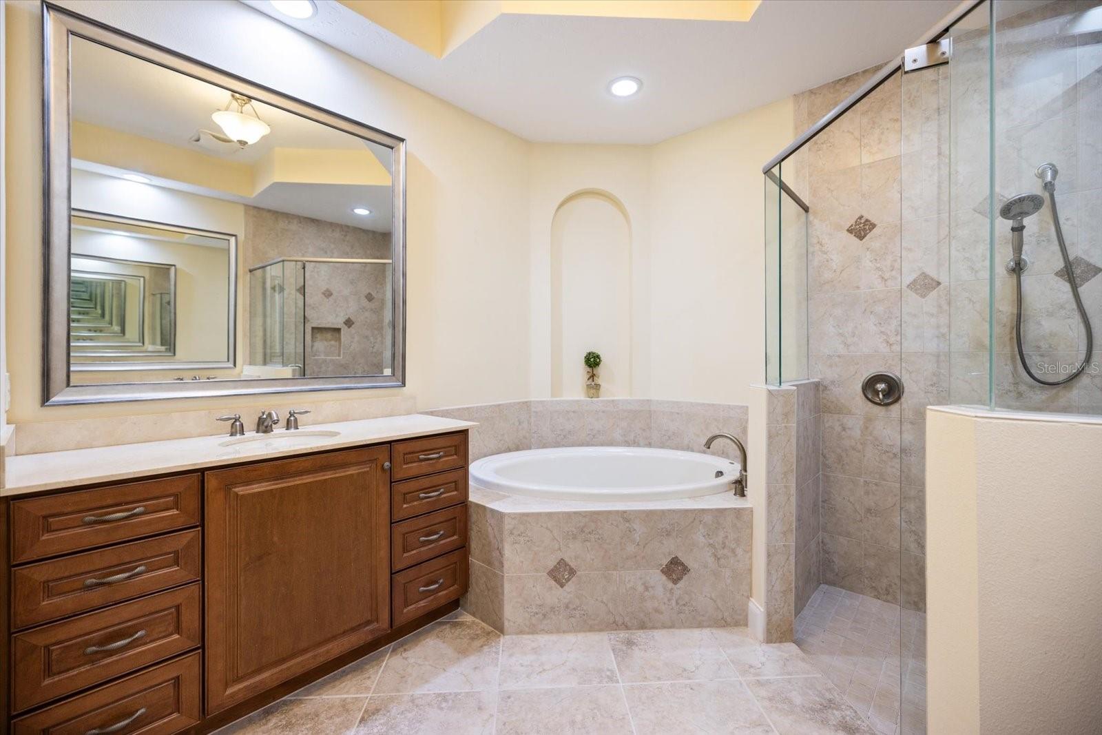 6120 E 27 ST E, ELLENTON, FL, 34222