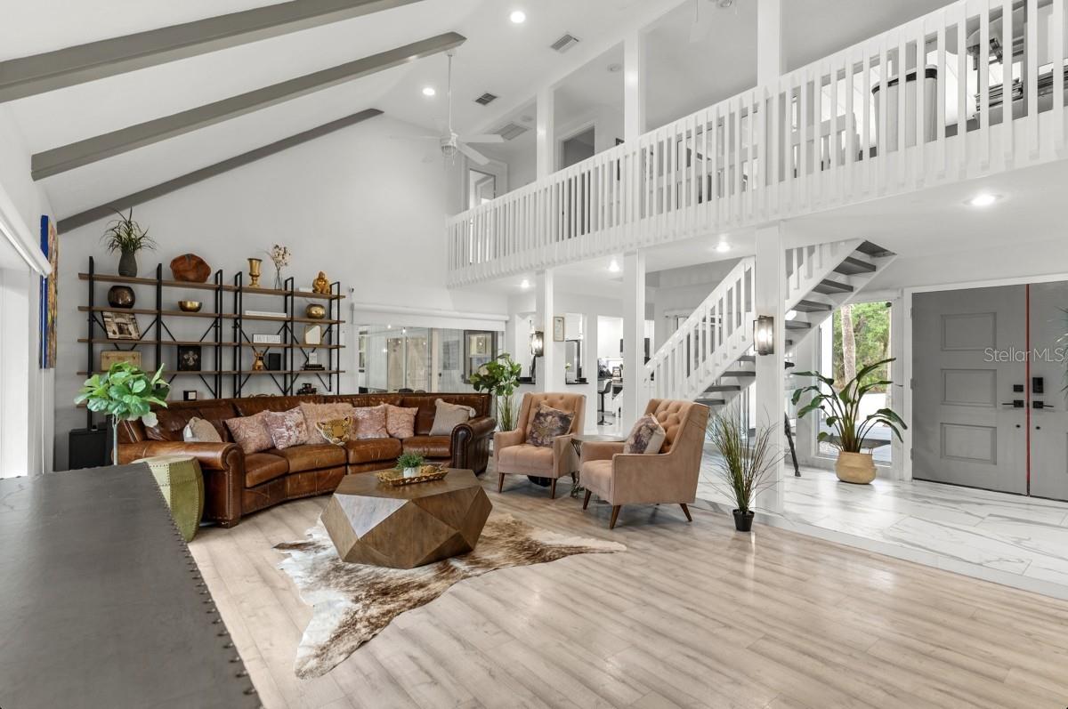 765 SIESTA KEY CIR, SARASOTA, FL, 34242