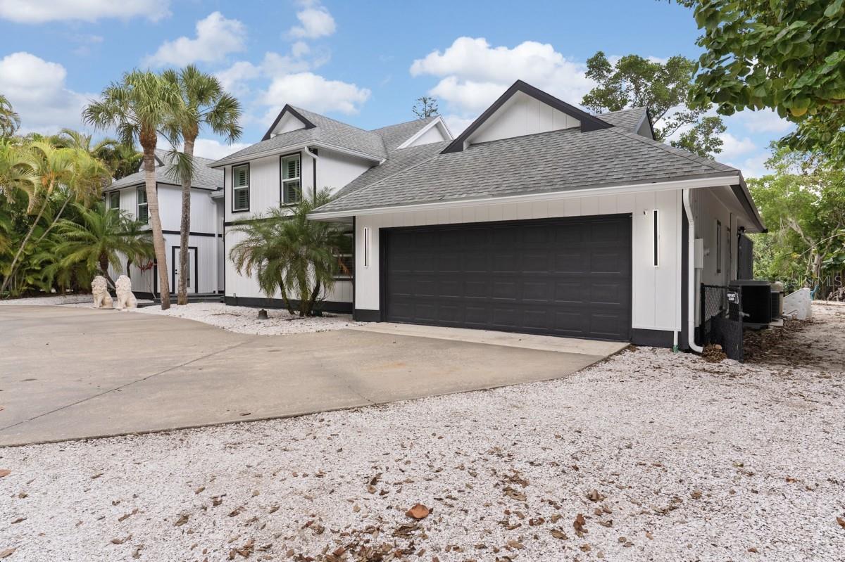 765 SIESTA KEY CIR, SARASOTA, FL, 34242